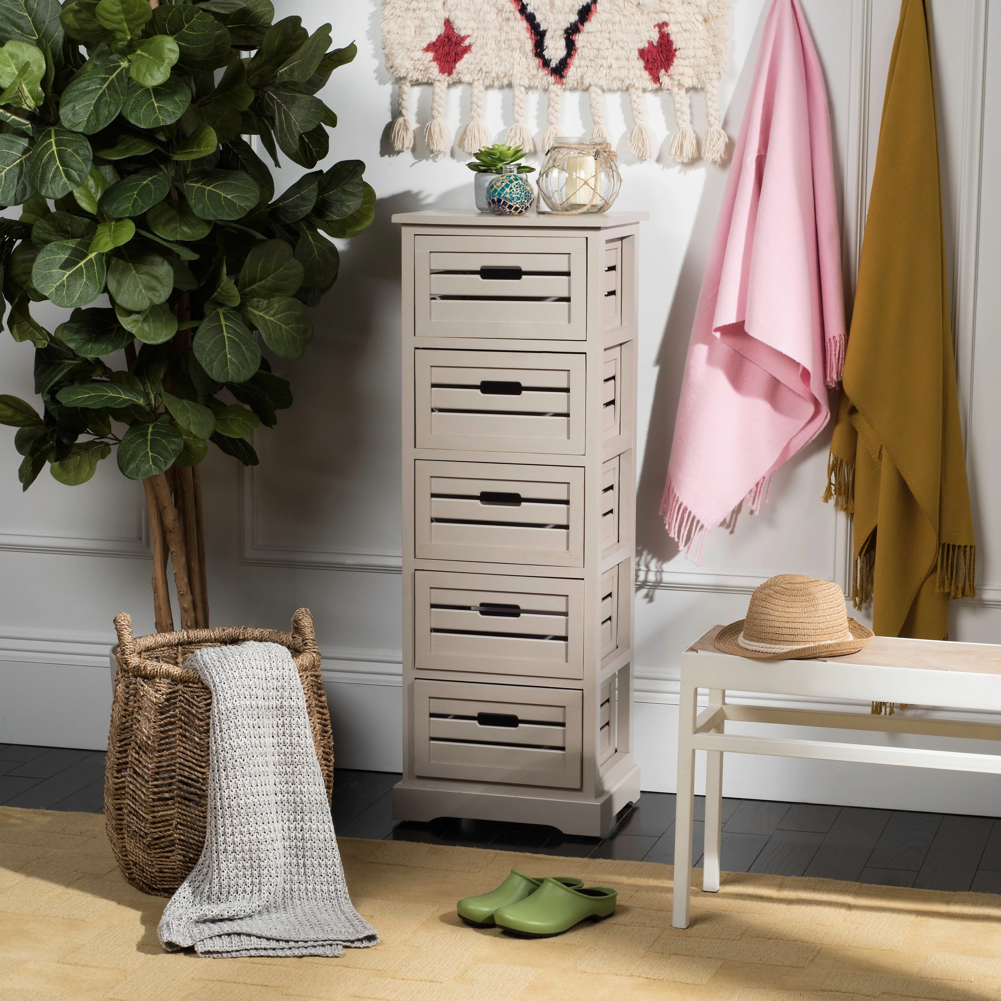 SAFAVIEH Cinda Black Storage 5-Drawer Cabinet - 16.5
