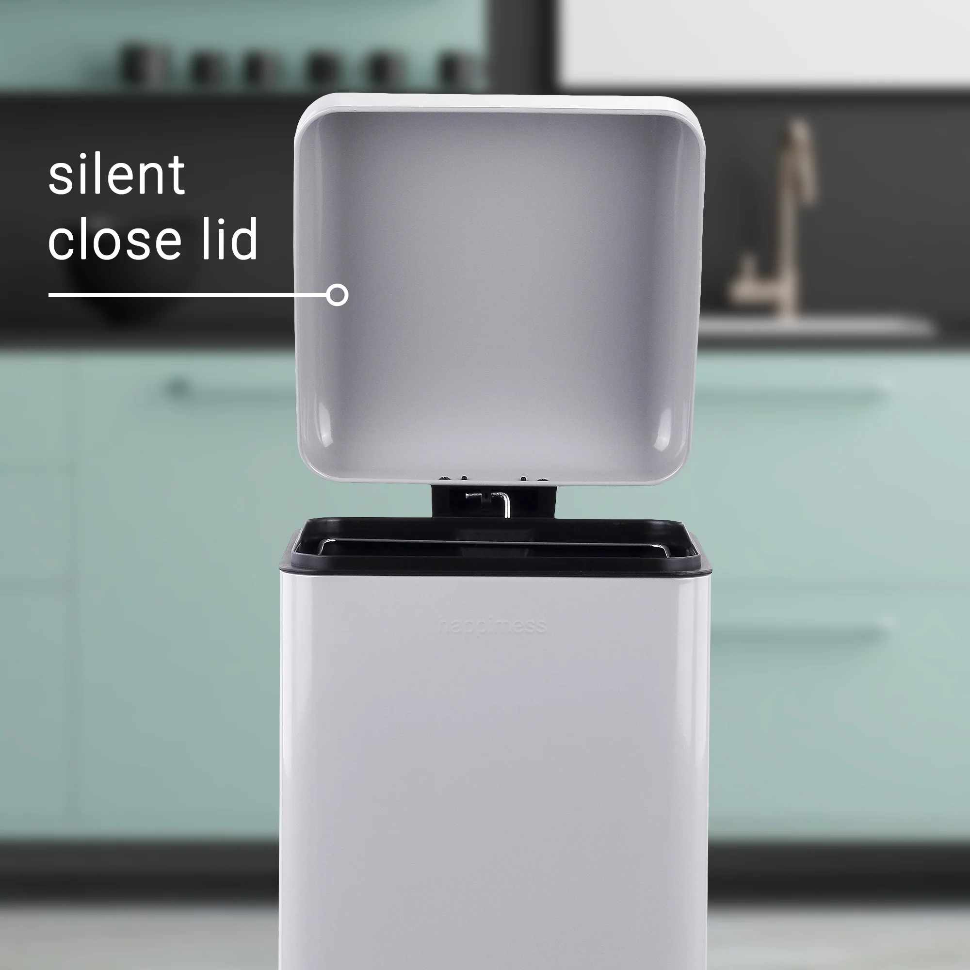 happimess Betty Retro 8-Gallon Step-Open Trash Can