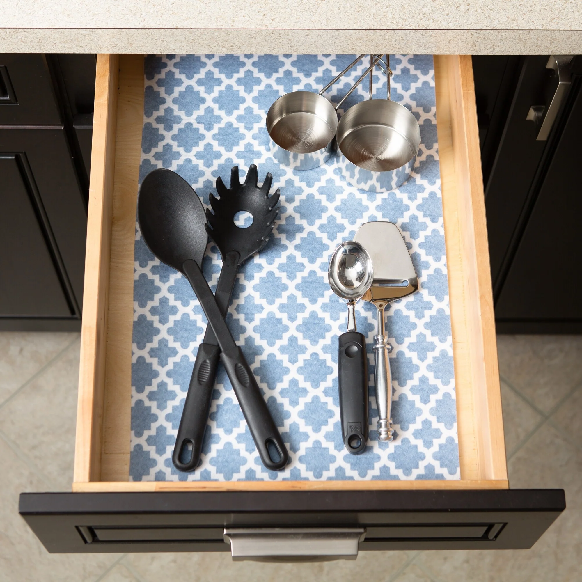 DII Grey Lattice Shelf Liner (Set of 2)