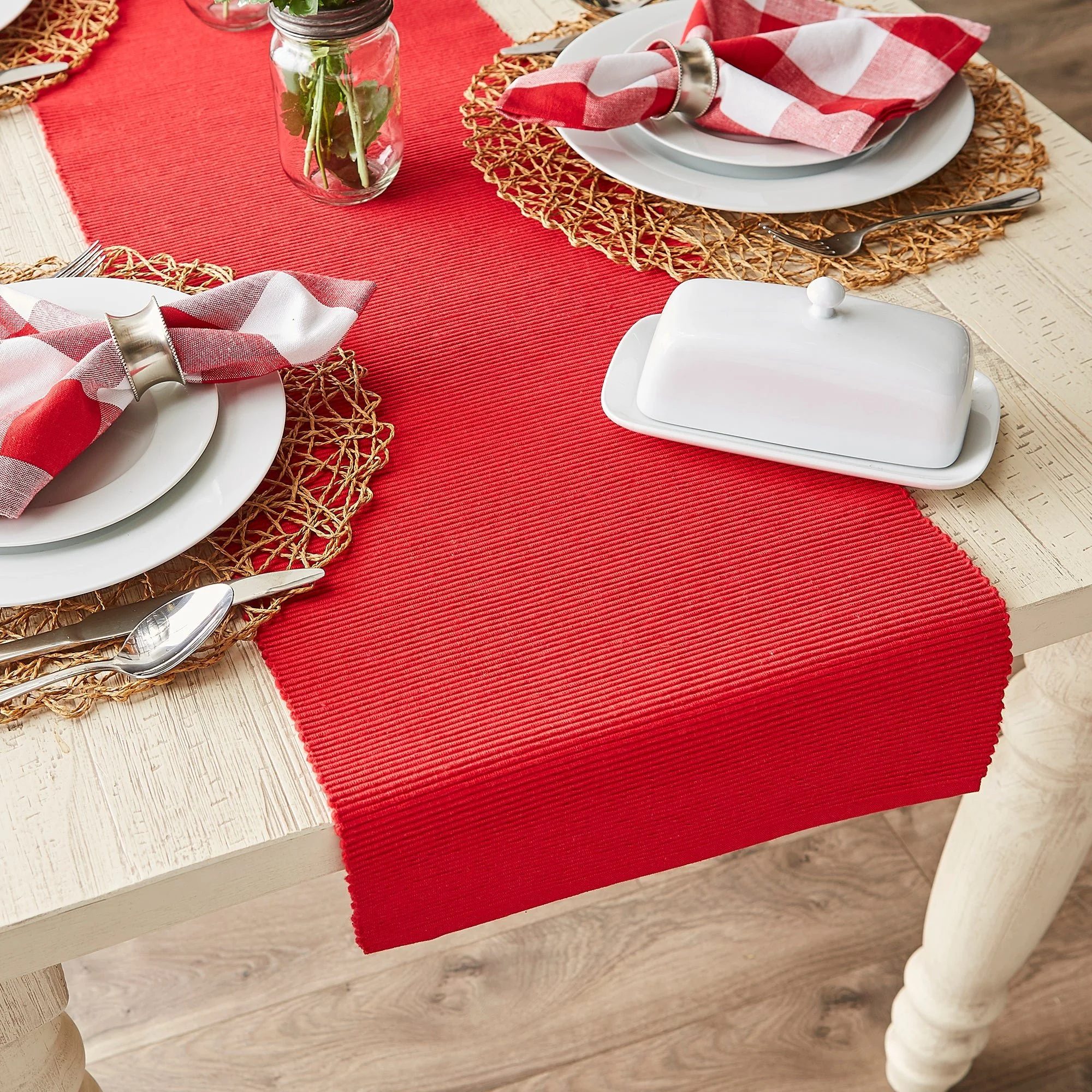 Tango Red Ribbed 13X72 Table Runner