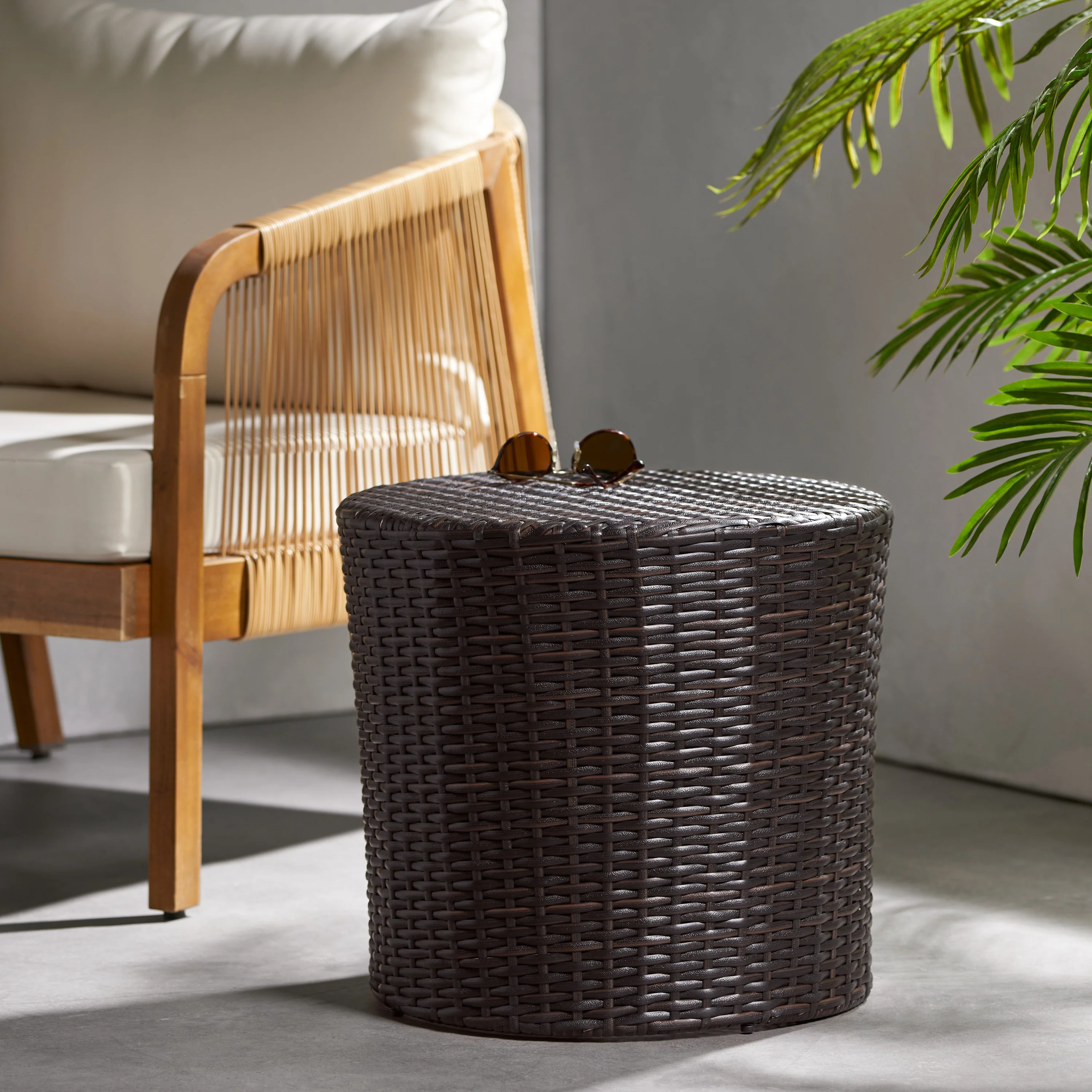 Barrel Side Table with Handcrafted Details, Brown