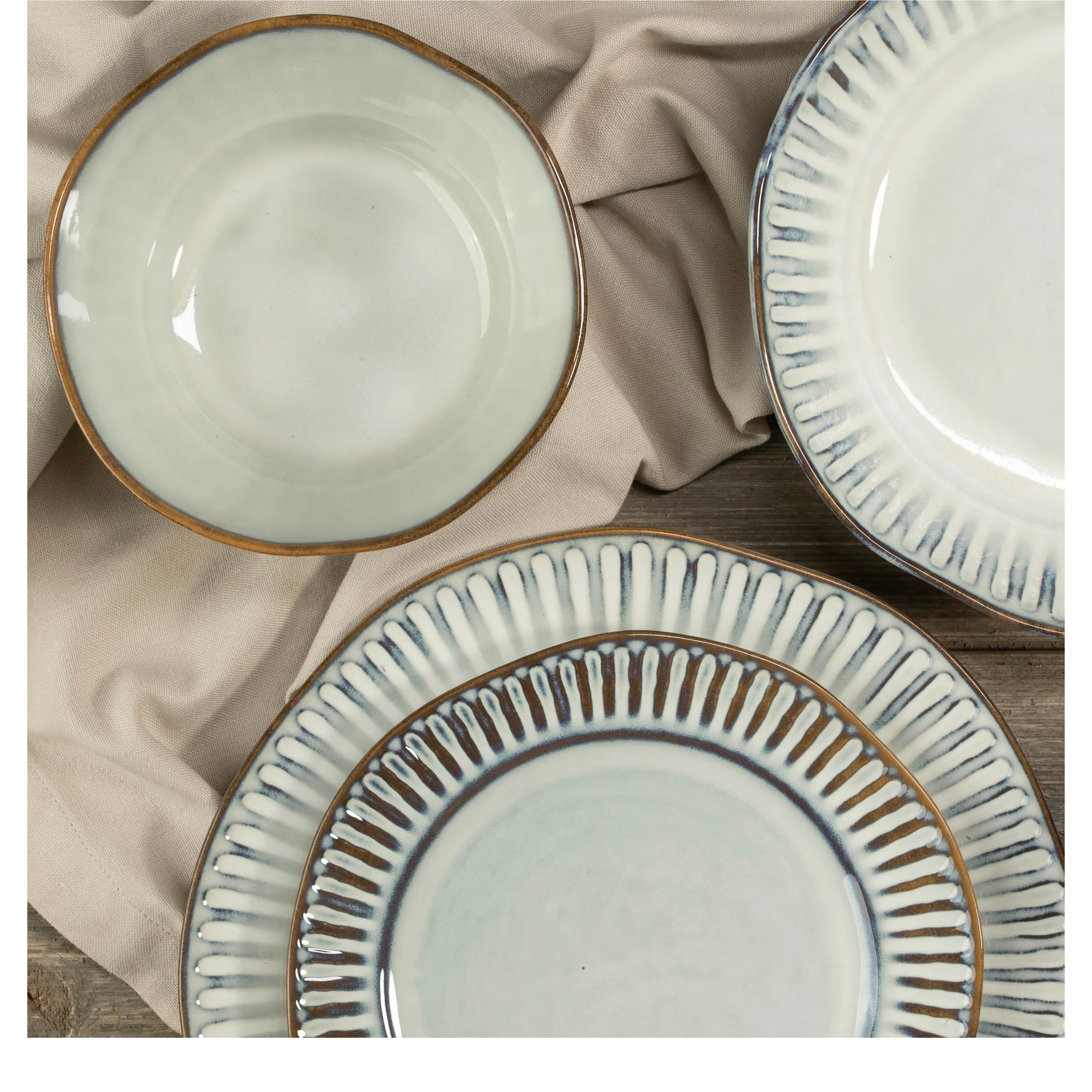 Colonnade 16 Piece Set