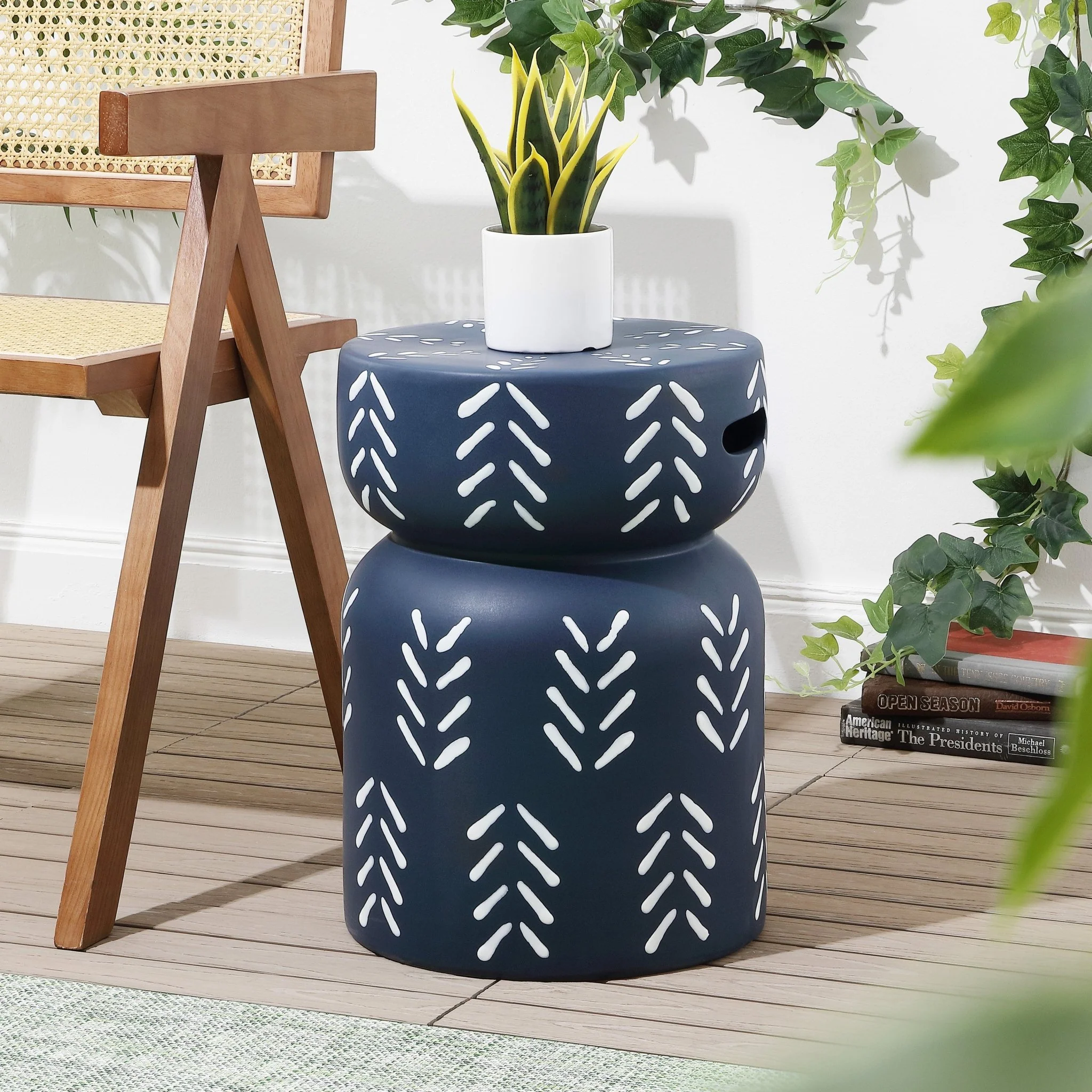 Kiri Modern Bohemian Arrow Pattern Drum Indoor/Outdoor Garden Stool