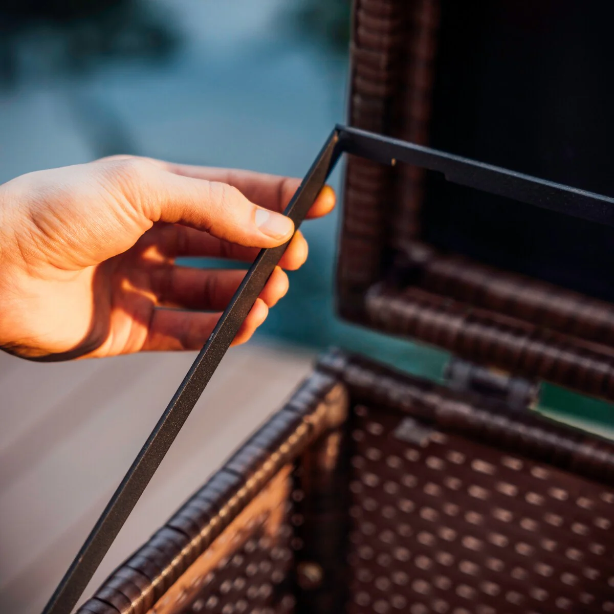 Nestl Outdoor Patio 30 Gallon Durable Wicher Trash Can with Lid