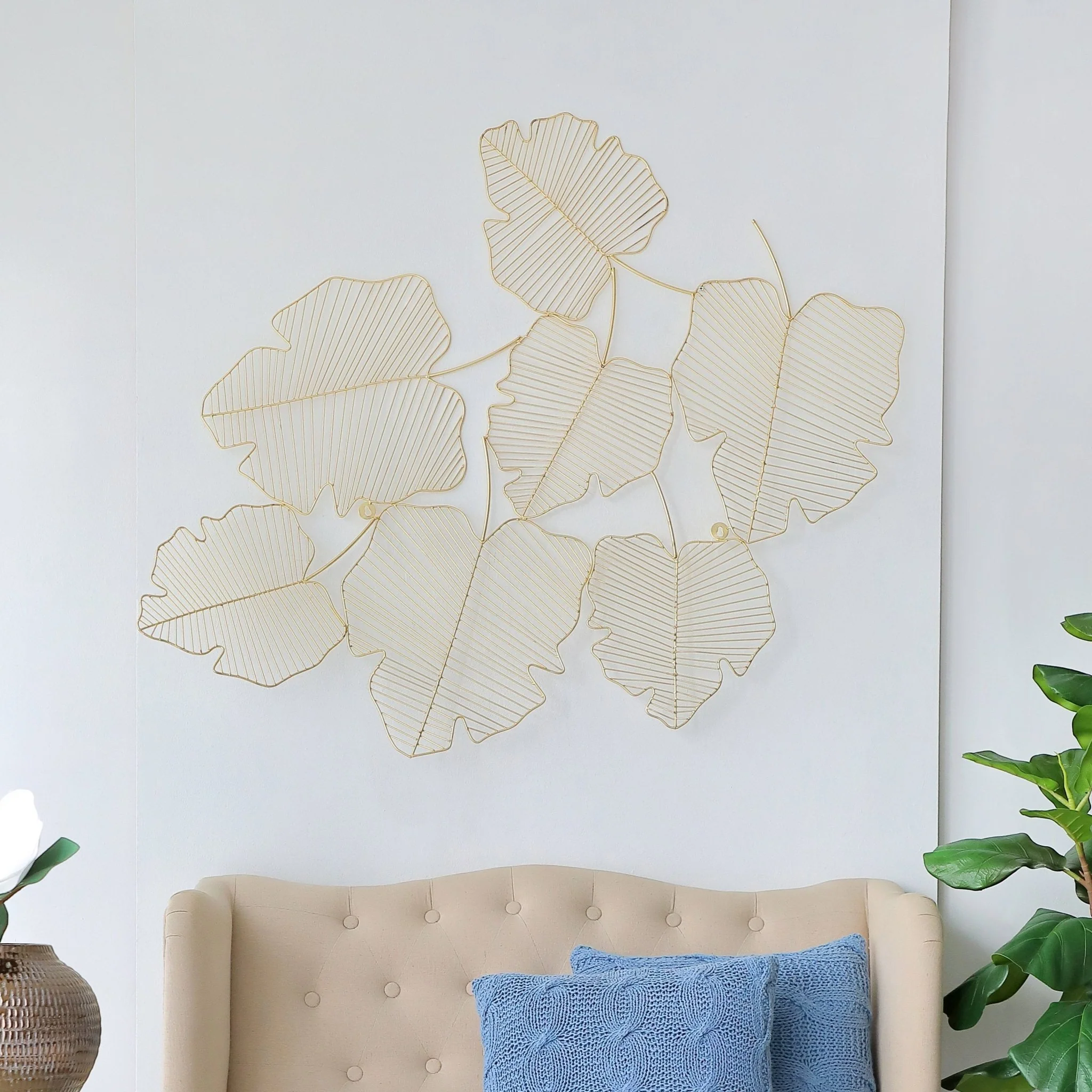 Maple Leaf Wall Art with Metal Detail