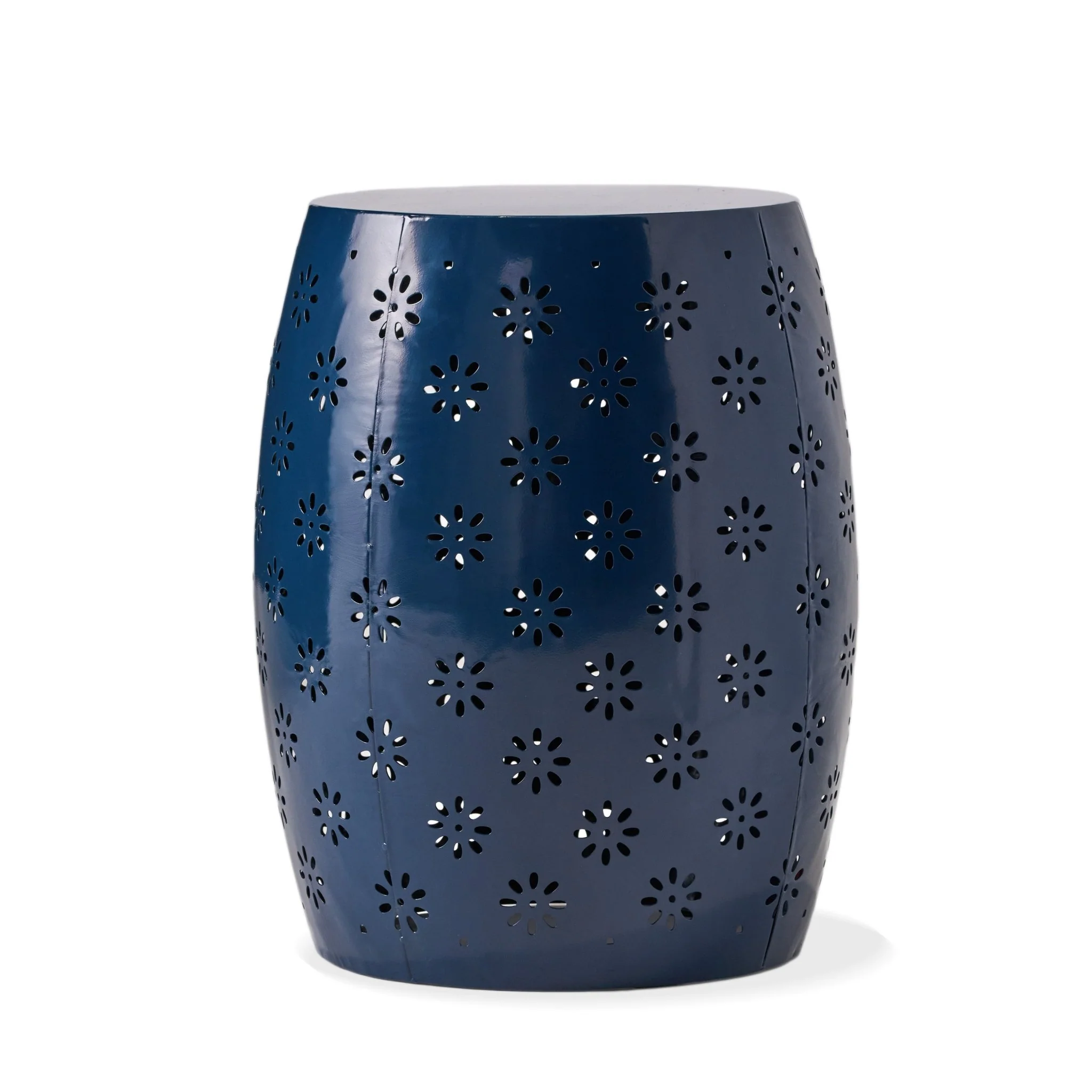 15 Outdoor Lace-cut Metal Side Table