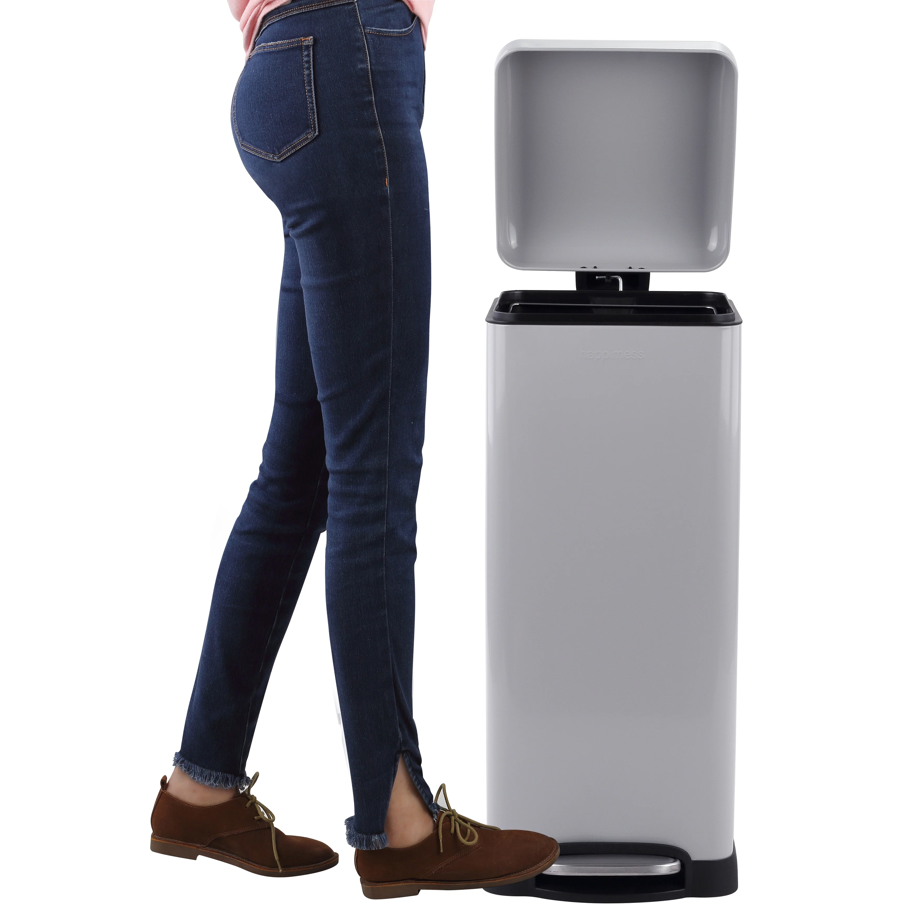 happimess Betty Retro 8-Gallon Step-Open Trash Can