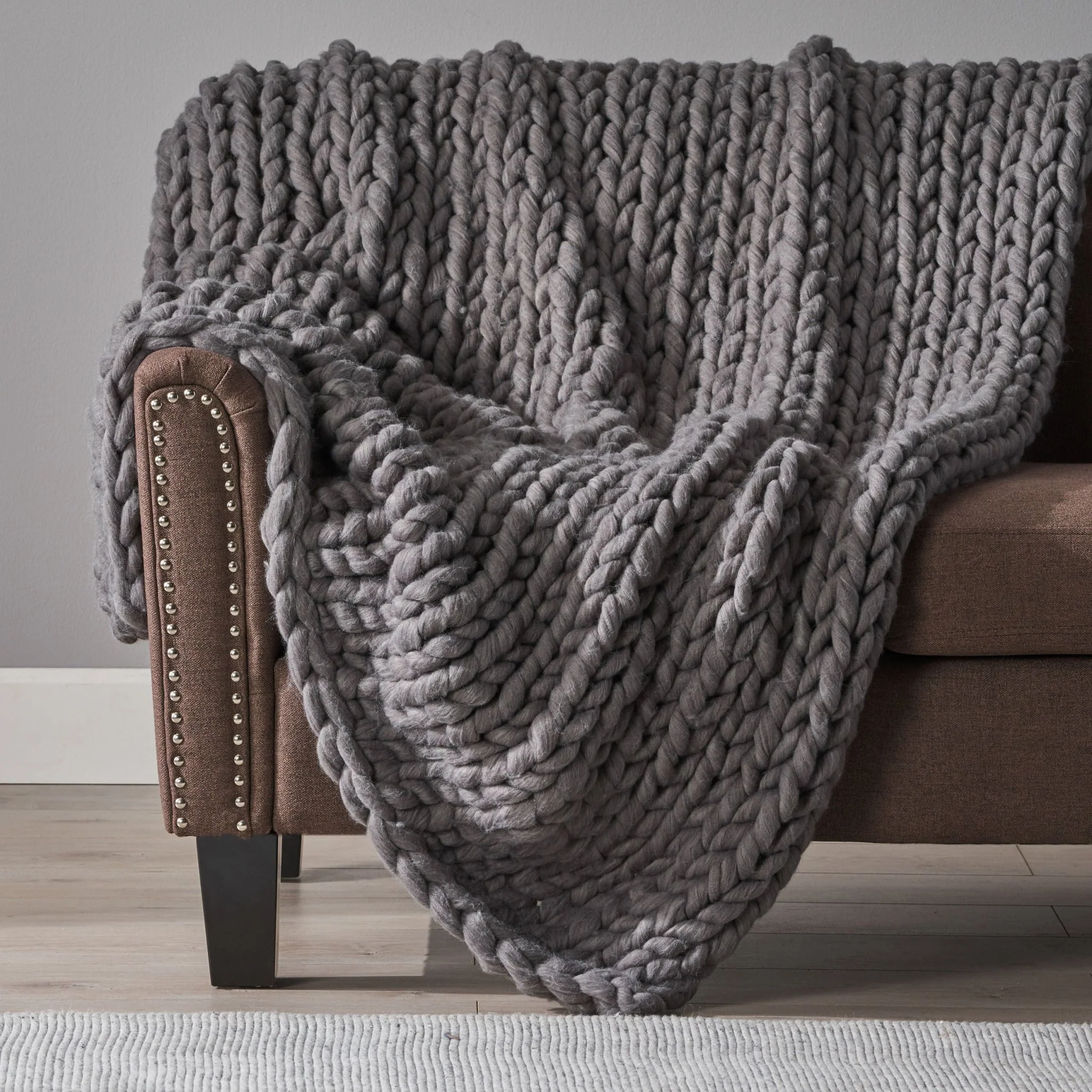 Estyl Knitted Braid Pattern Throw Blanket