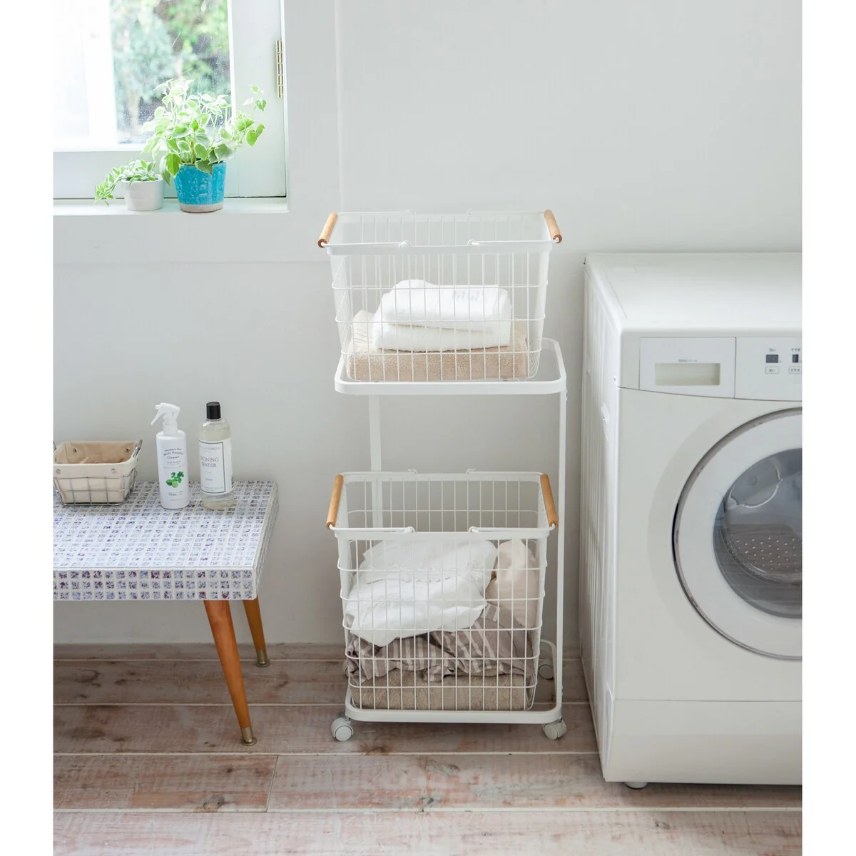 Yamazaki Home Rolling Laundry Cart, Steel & Wood, Short, Holds 26.4 lbs, Wheels - L 11.42 x W 15.75 x H 27.36 inches