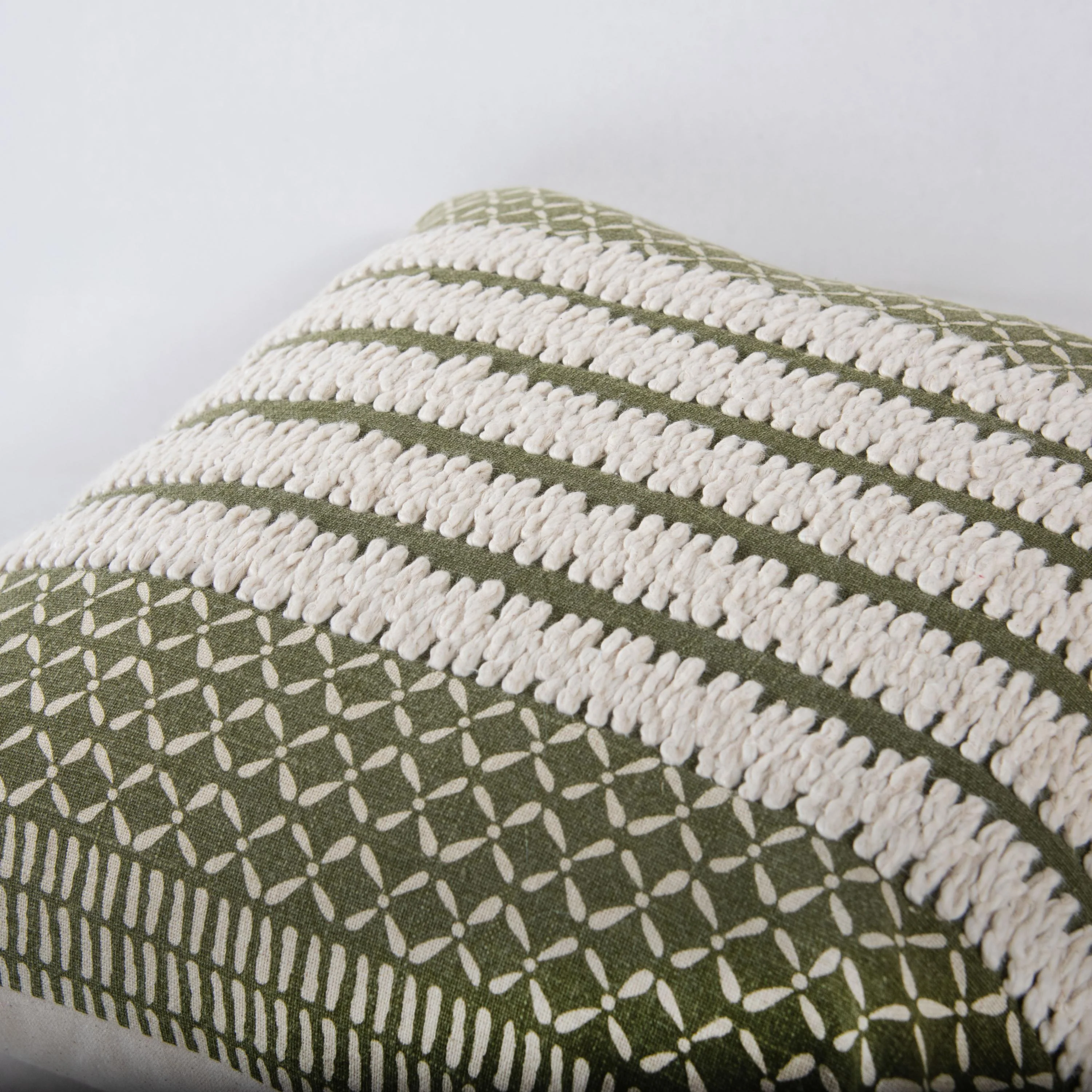 Printed Stripe Decorative Throw Pillow