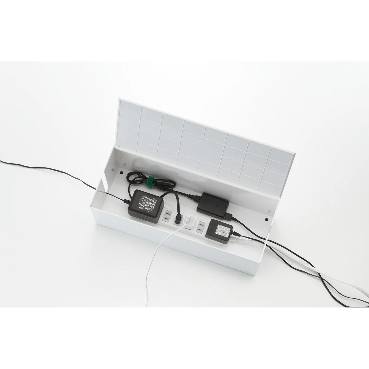 Yamazaki Home Cable Management Box, ABS Plastic, Lid - L 6.1 x W 15.75 x H 5.71 inches