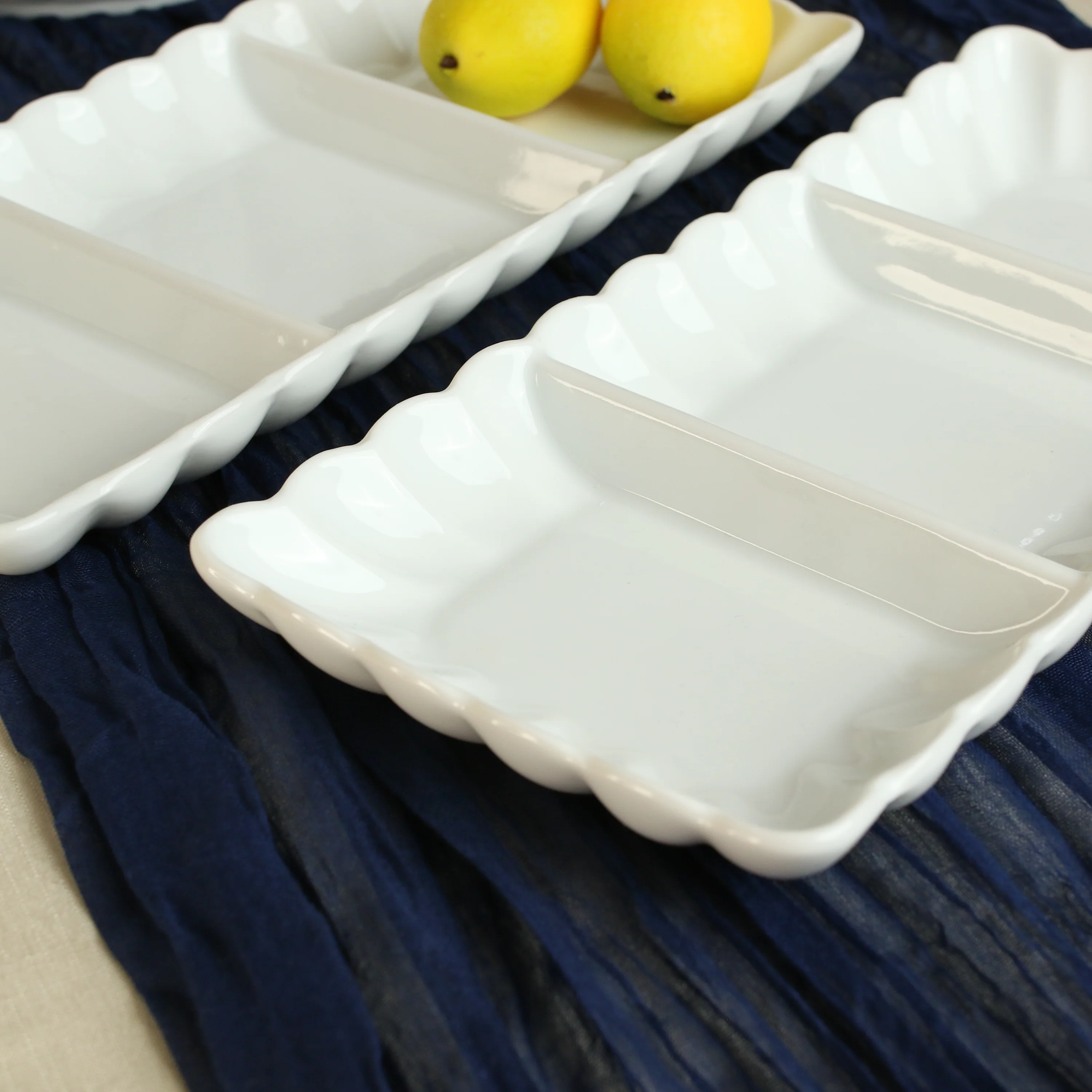 Petal Set of 2 Divided Serving Dish