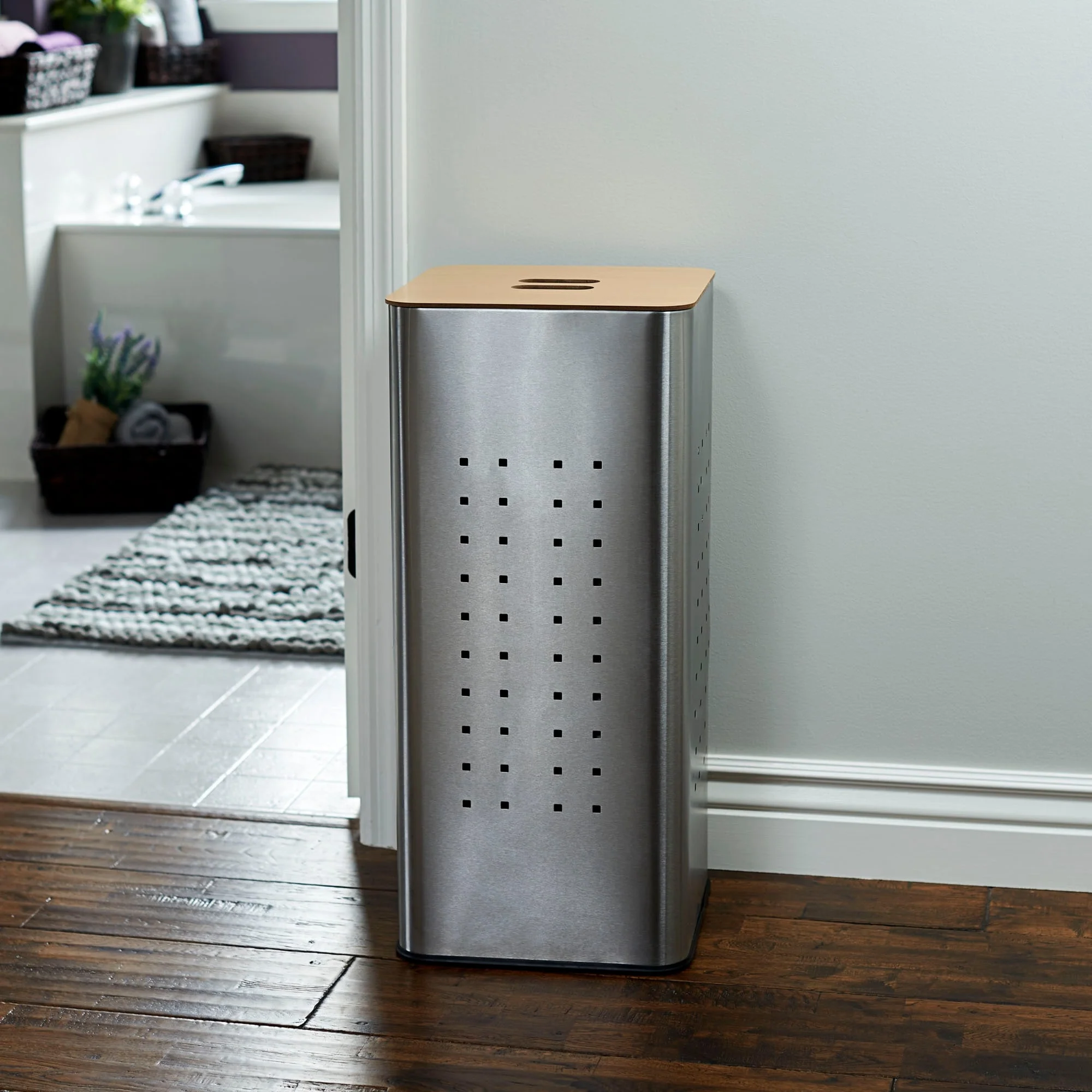 Household Essentials Metal Hamper with Engineered Wooden Lid - 12.3