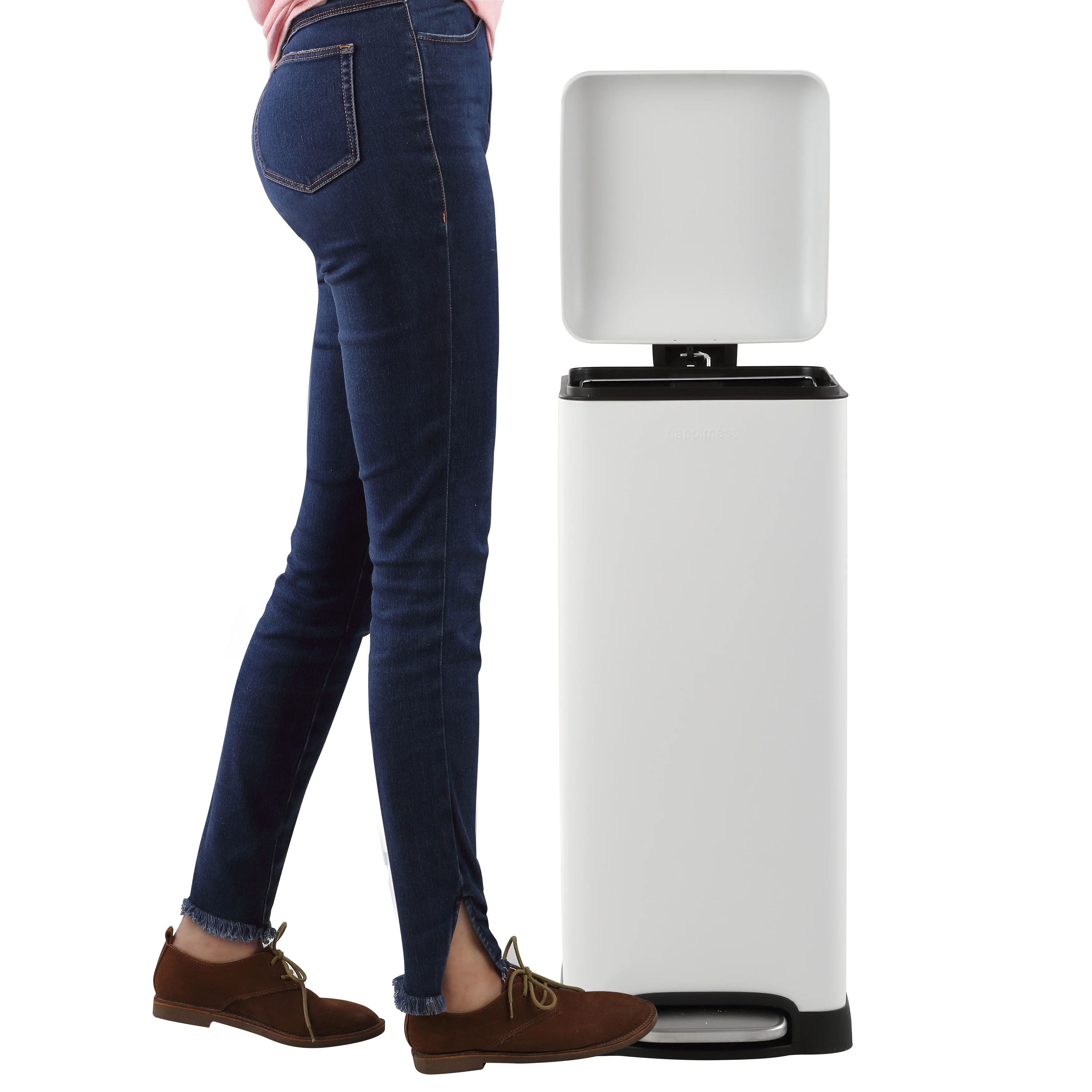 happimess Betty Retro 8-Gallon Step-Open Trash Can