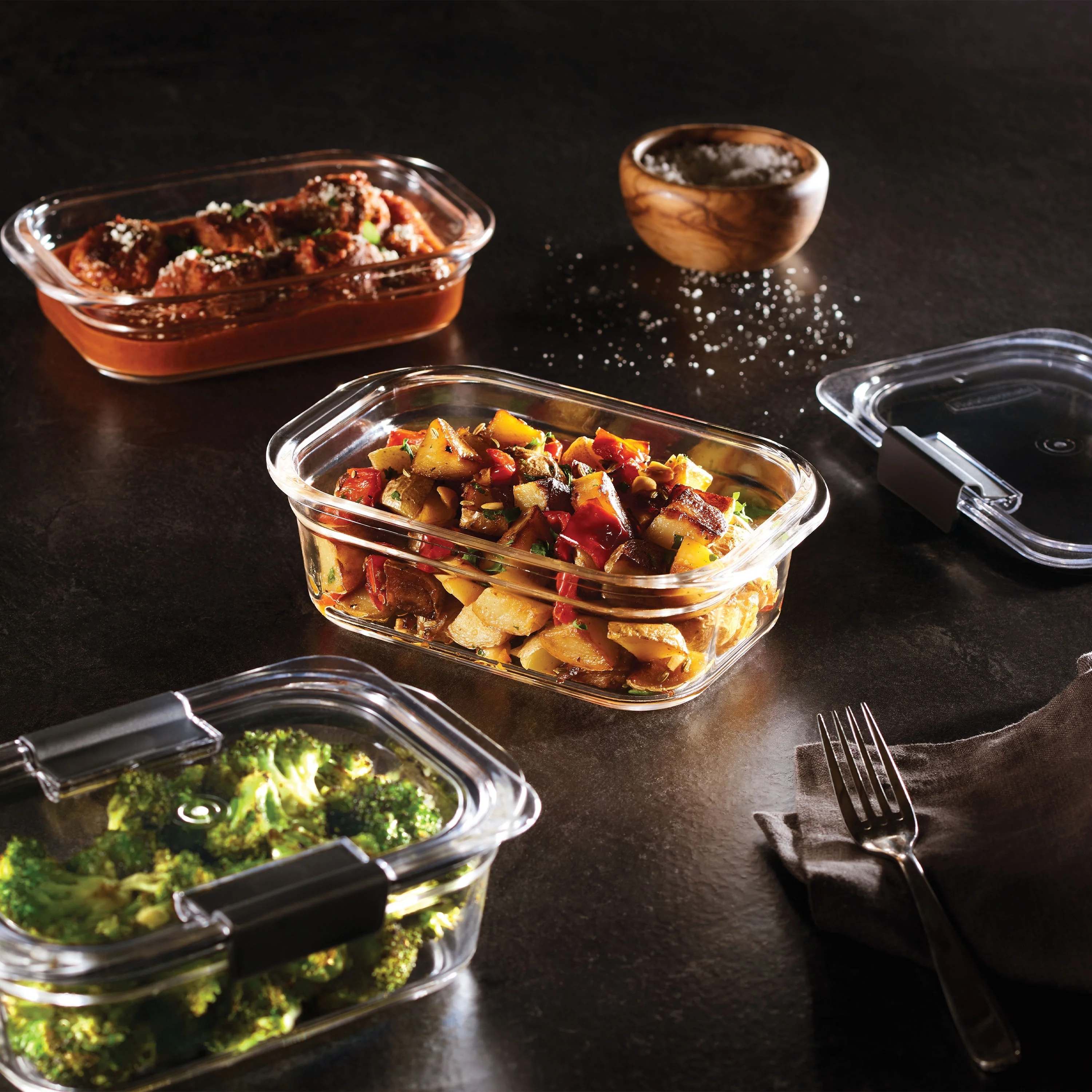 Rubbermaid Brilliance 4.7-Cup Food Storage Container