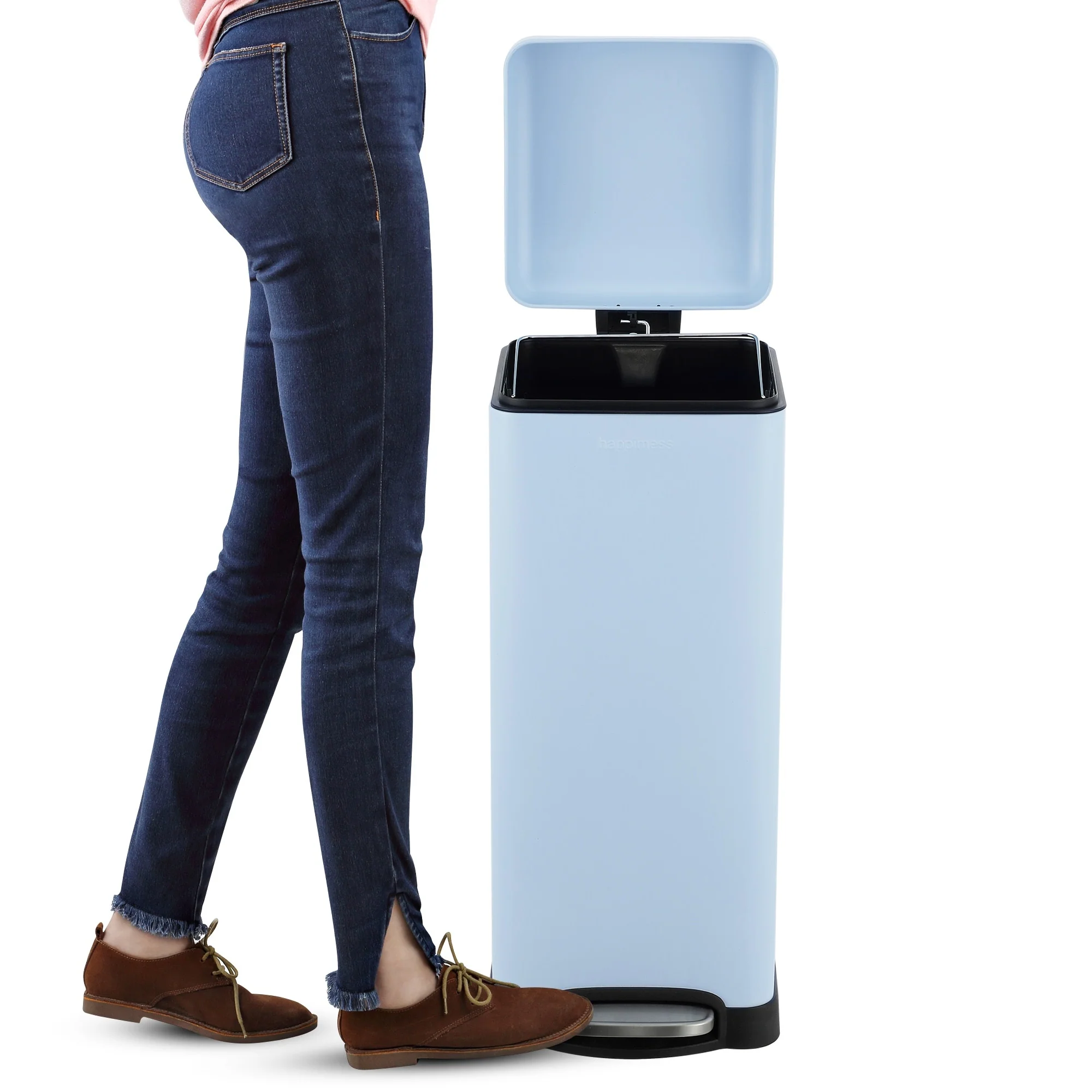 happimess Betty Retro 8-Gallon Step-Open Trash Can