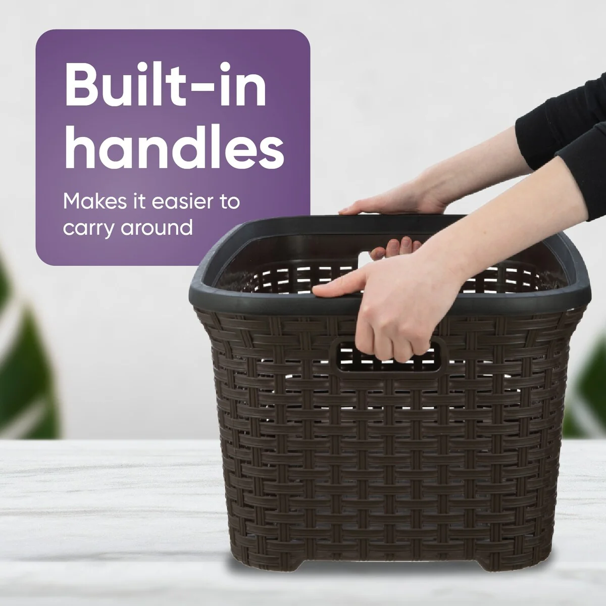 Superio Large Wicker Laundry Basket with Cutout Carry Handles - Capacity: 50l