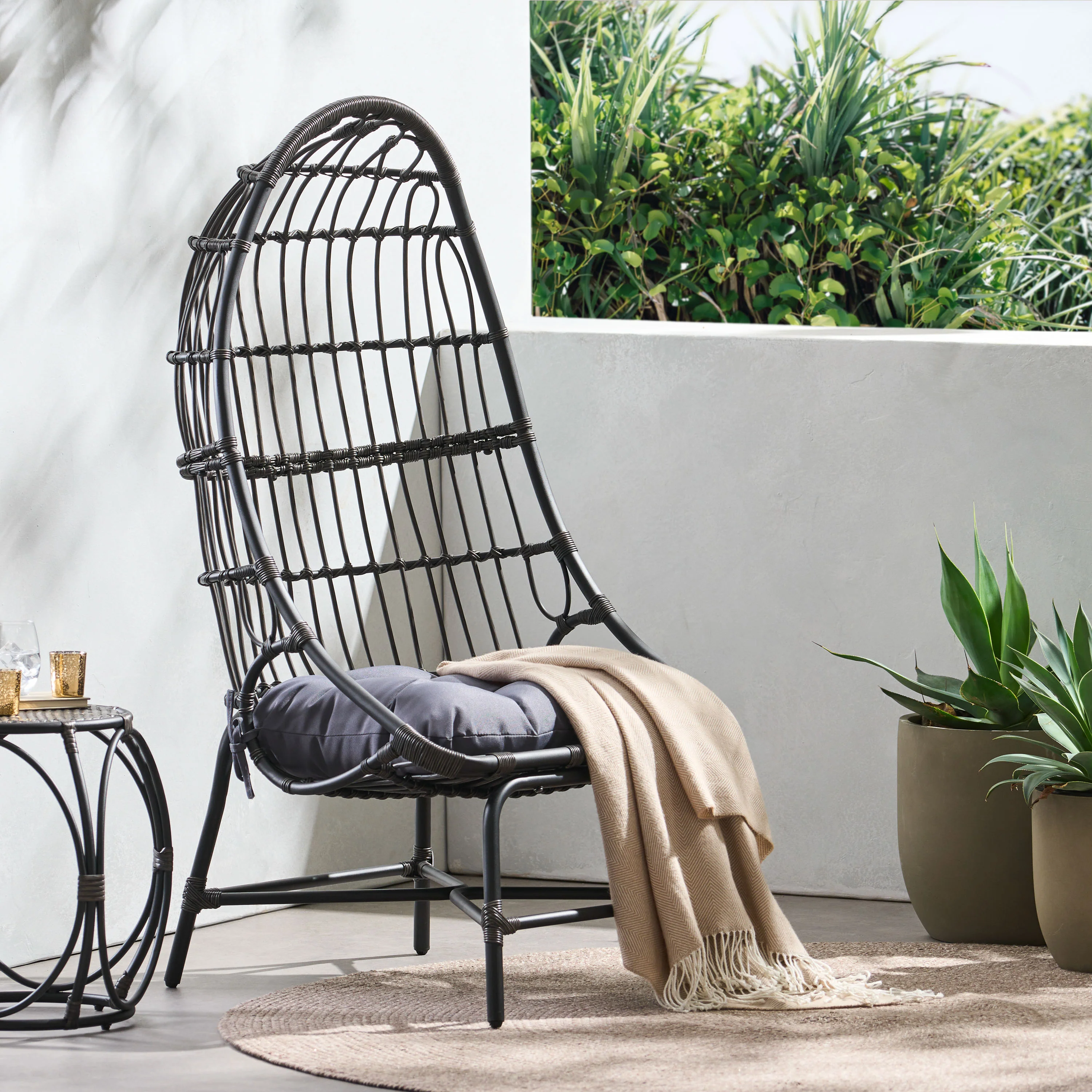 Outdoor Basket Chair with Gridded Design and Metal Frame
