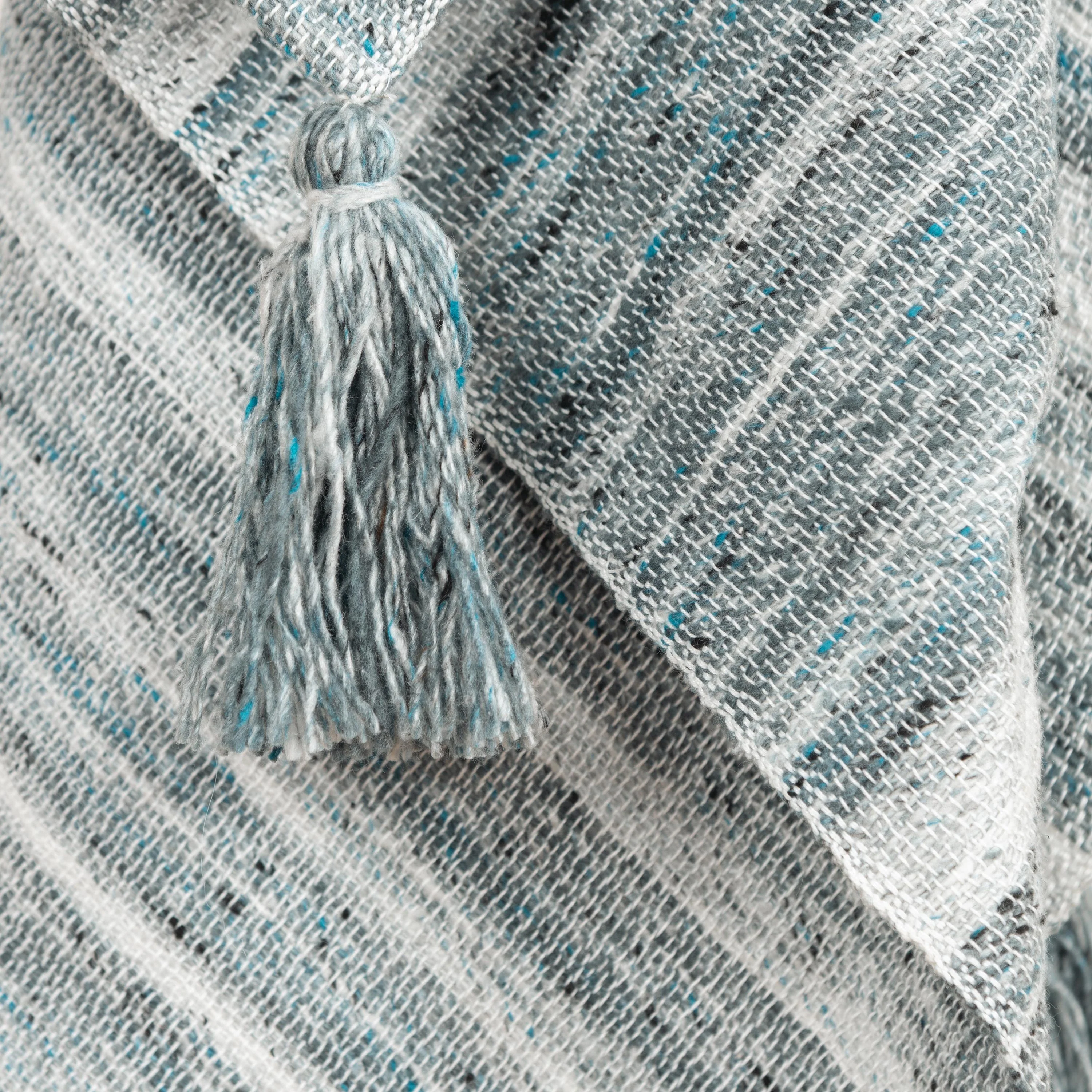 Woven Abstract Tassel Throw