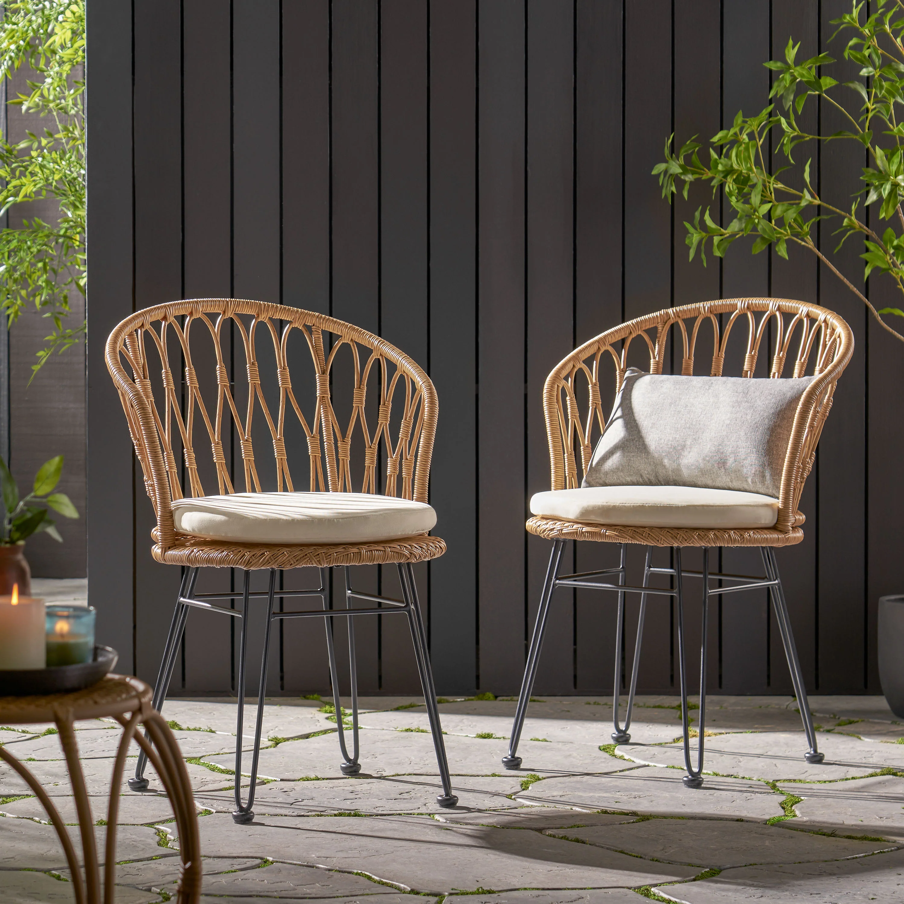 Outdoor Chair with Hairpin Legs and Curved Frame, Set of 2