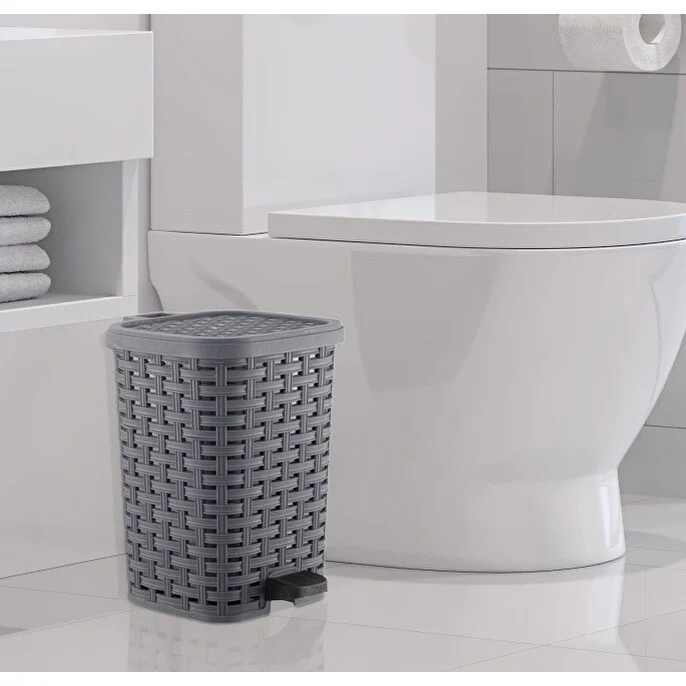 Superio Rattan Step On Trash Can with Removable Liner