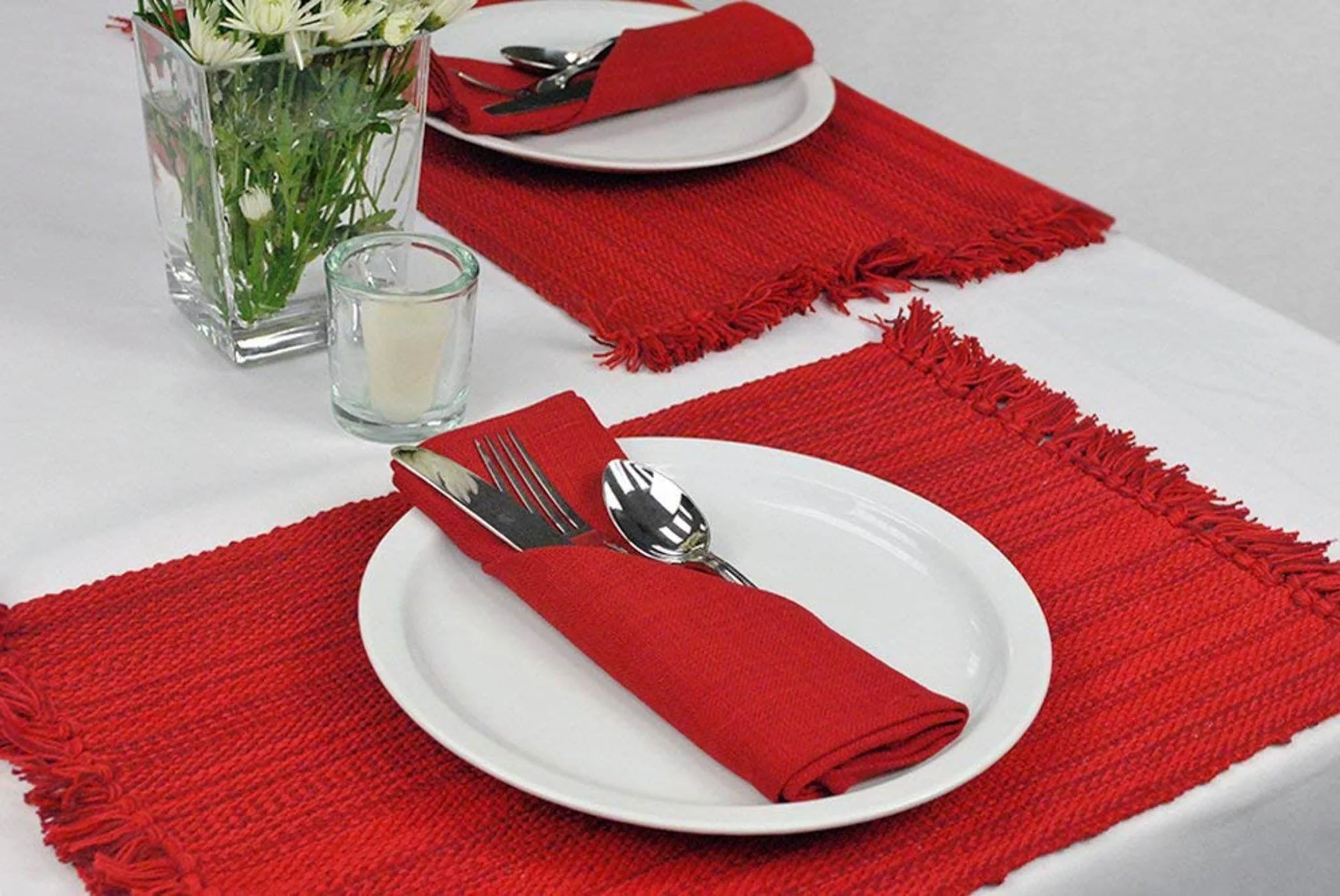 Tango Red Variegated Fringe Placemat & Napkin, Set of 8