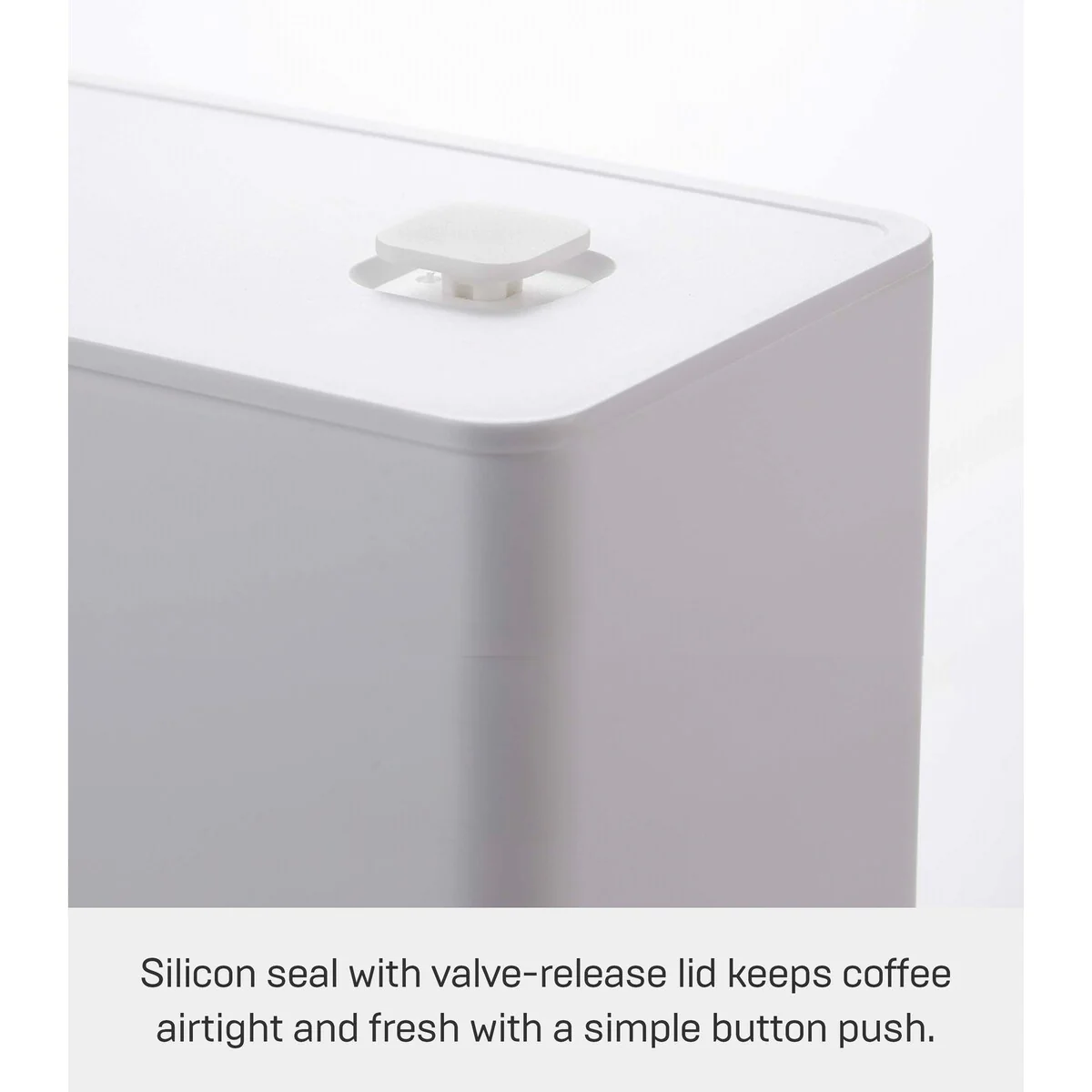 Yamazaki Home Vacuum-Sealing Coffee Storage, Polypropylene - L 3.62 x W 7.24 x H 6.06 inches