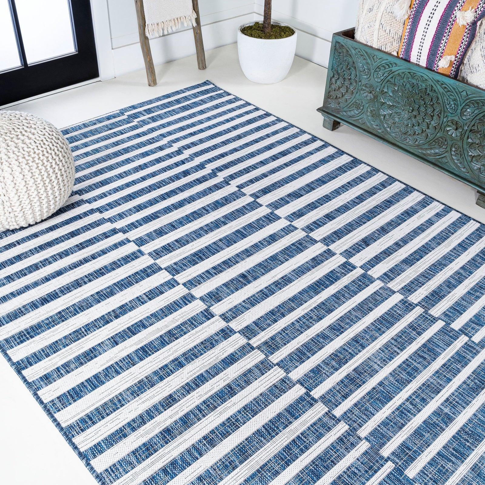 Sukie Modern Offset Stripe  Indoor/Outdoor Area Rug