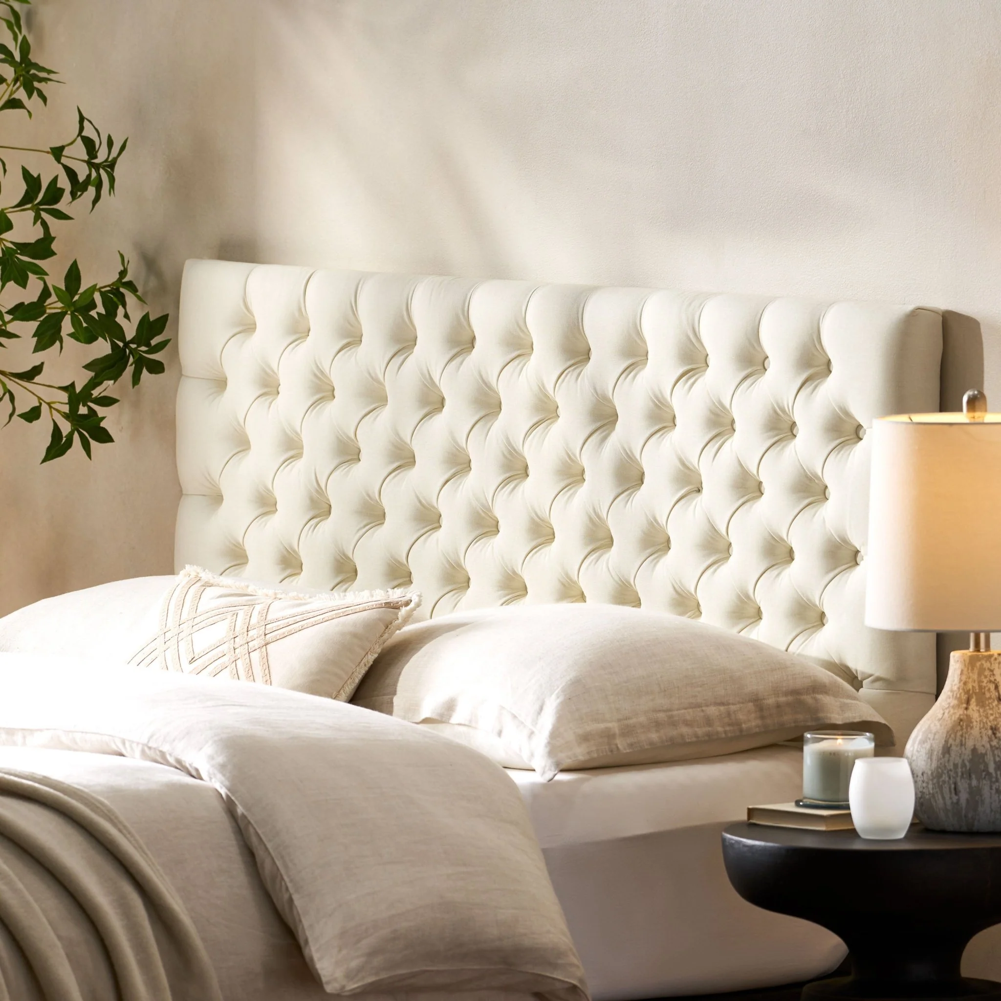 Headboard with Diamond Tufted Design