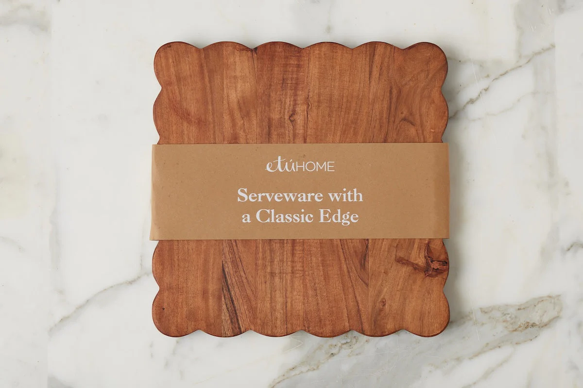Square Scalloped Cutting Board