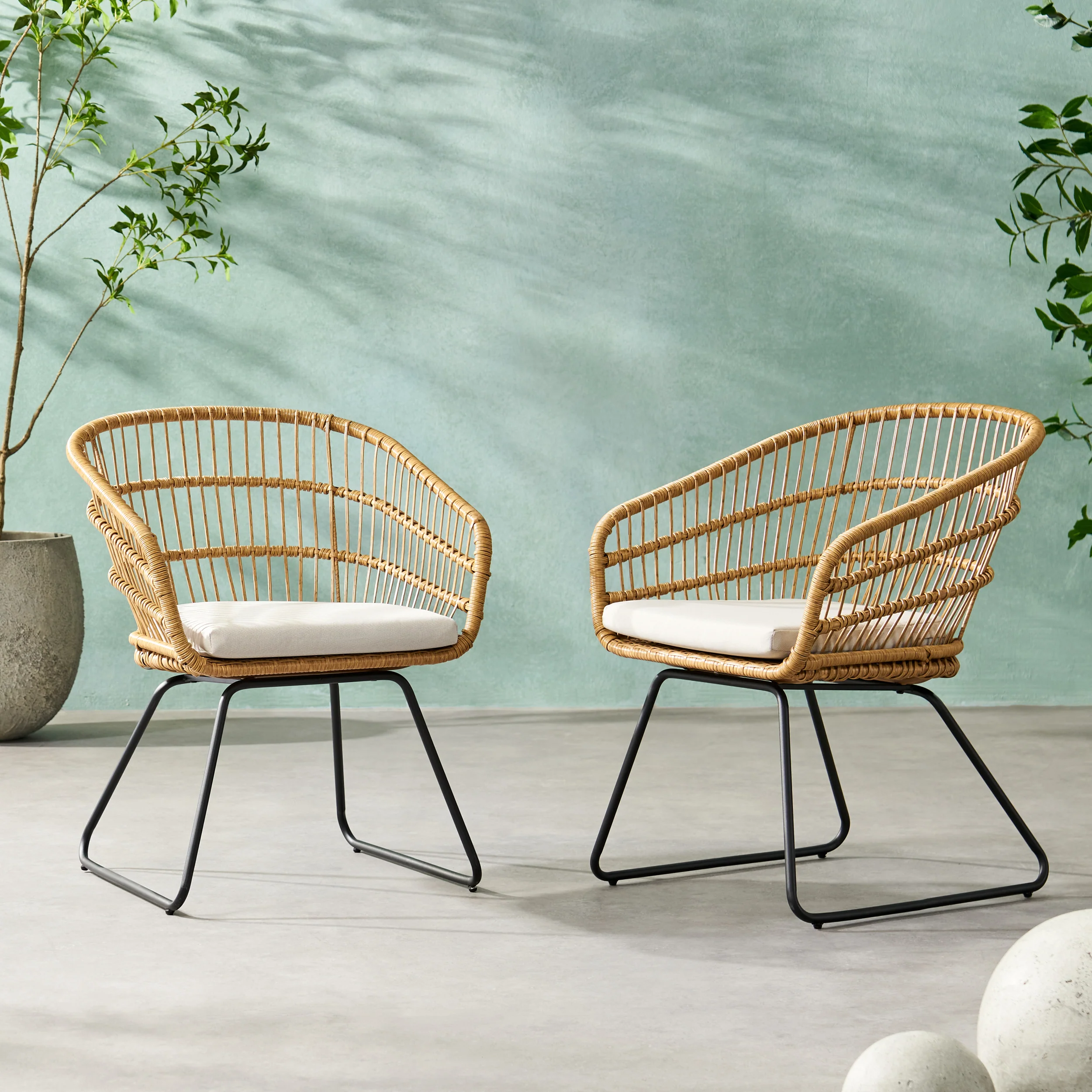 Outdoor Chair with Sled Legs and Curved Frame, Set of 2