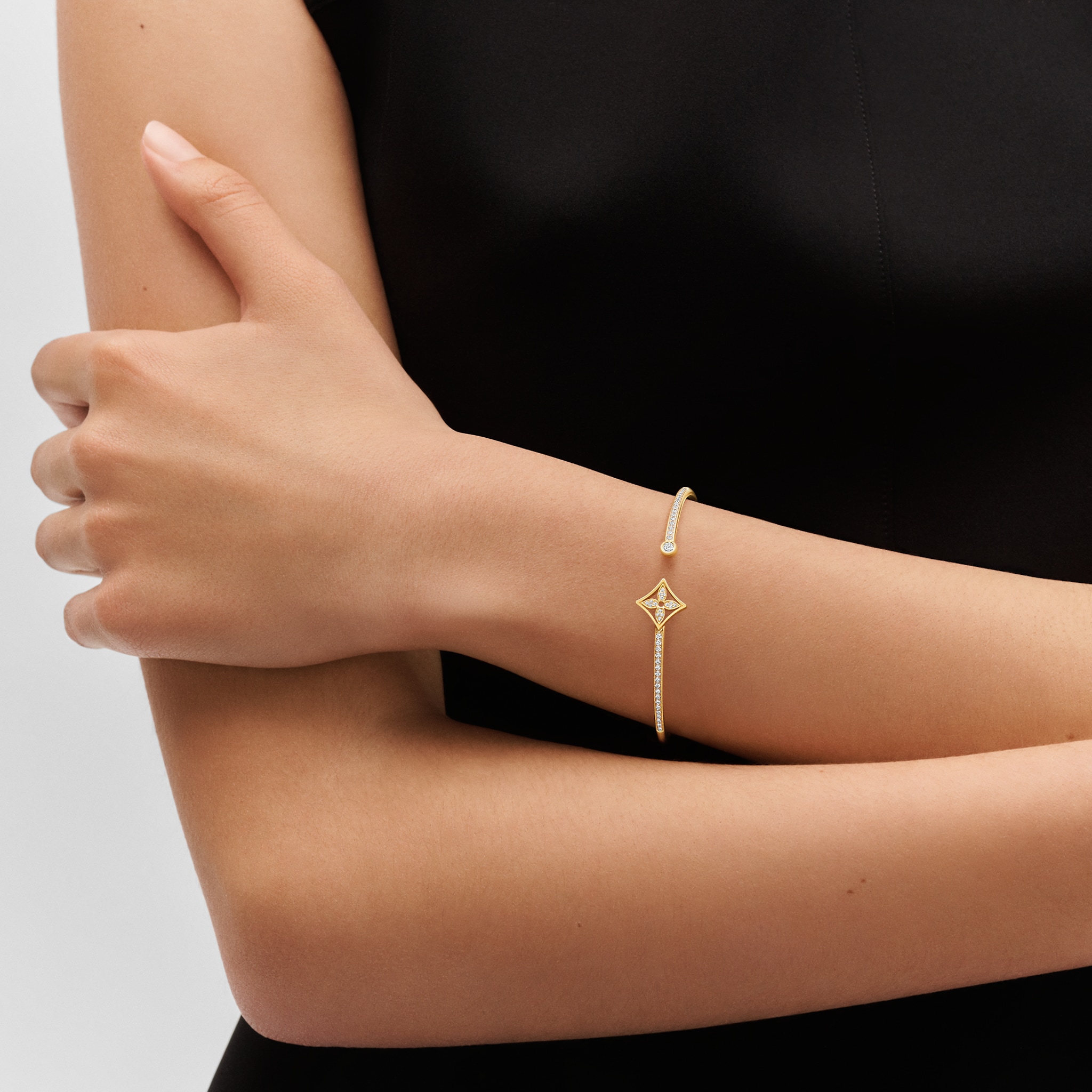 Louis Vuitton Idylle Blossom Twist Bracelet, Yellow Gold And Diamonds
