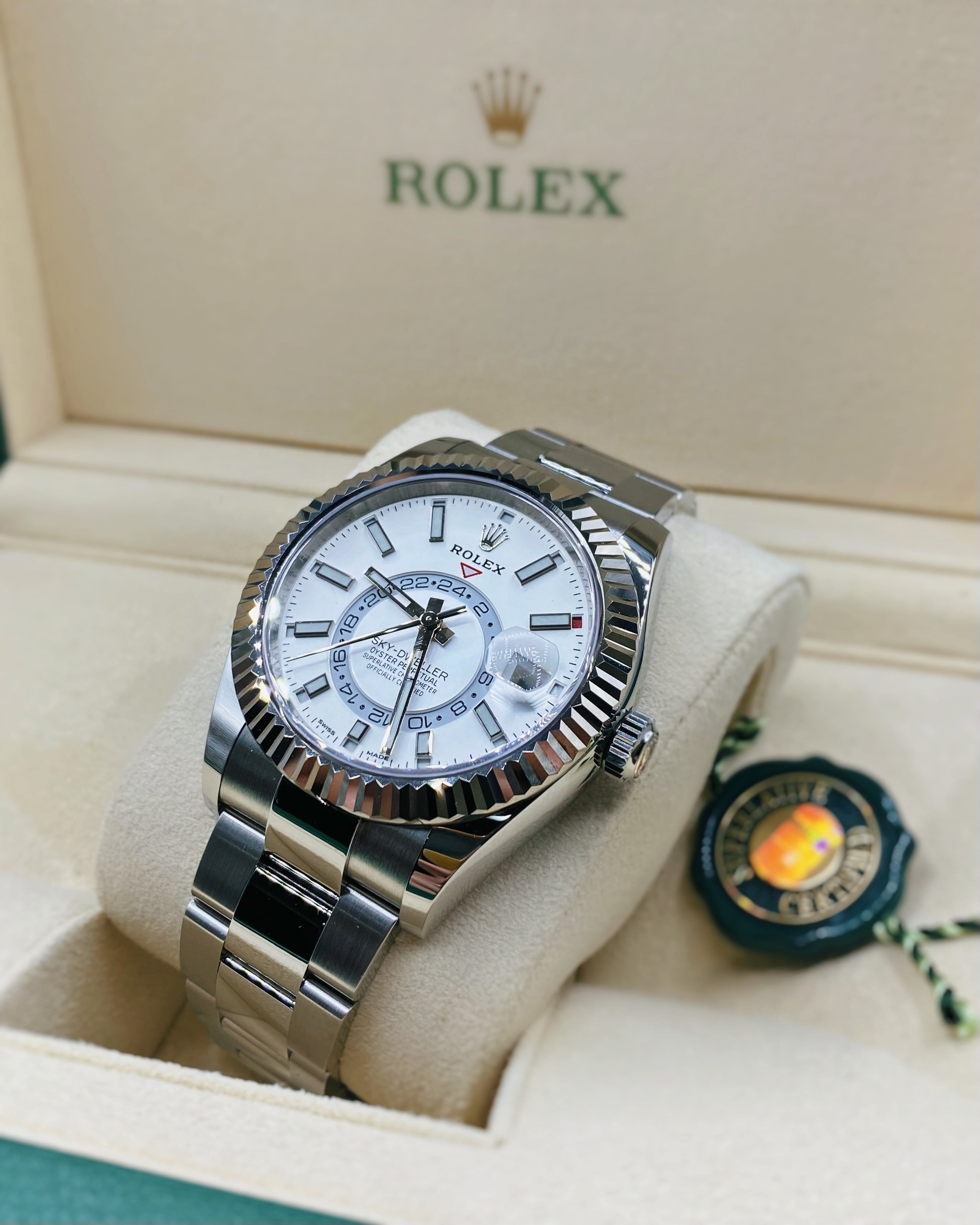 Rolex Sky-Dweller Automatic Men's 18kt White Gold White Dial Oyster Watch 326934-0001