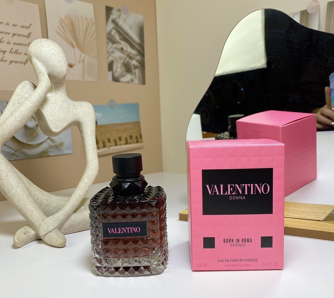 X68：Valentino Donna Born In Roma Intense EDP 100ML
