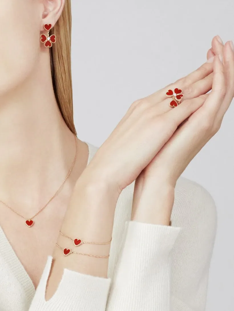 Sweet Alhambra Effeuillage earrings
