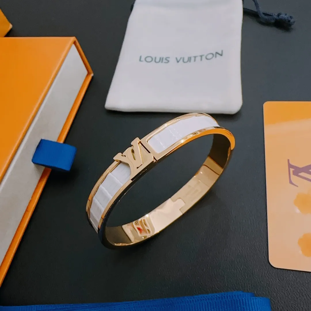 Lv New Arrival Bracelet 0009