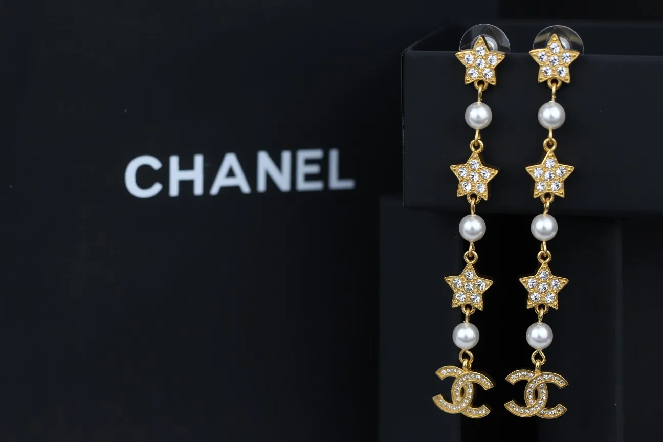 CC Earrings 0030