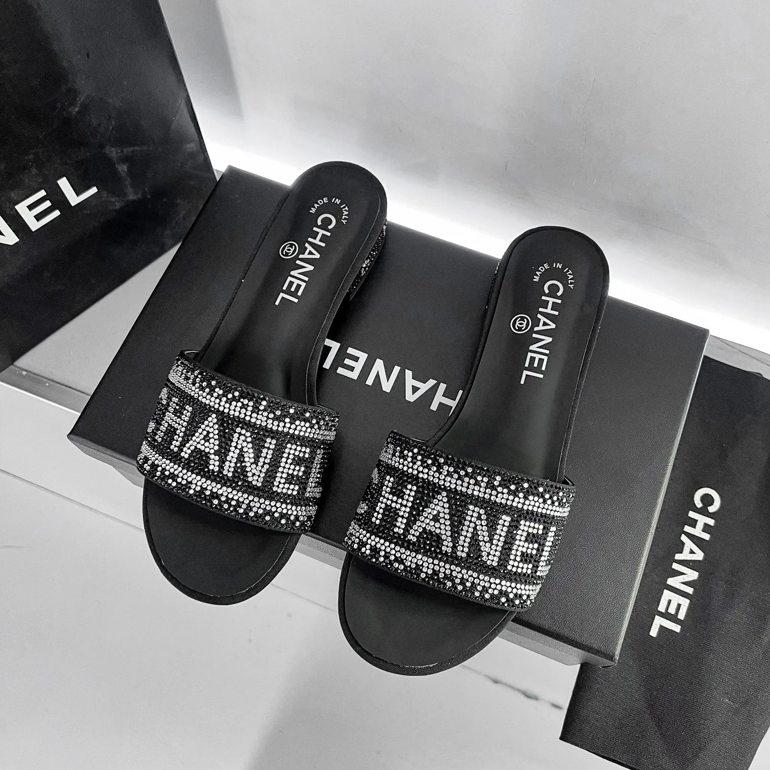 CC new arrival blingbling diamond slippers