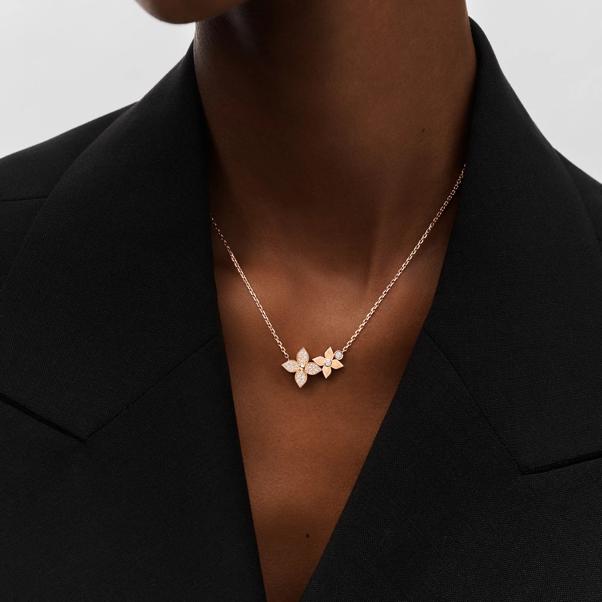 Star Blossom rose gold and diamond necklace