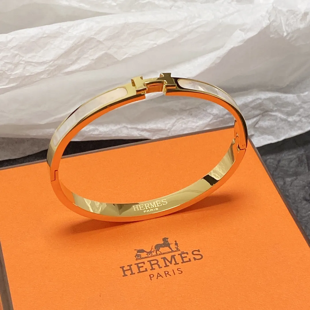 HE Bracelet 1