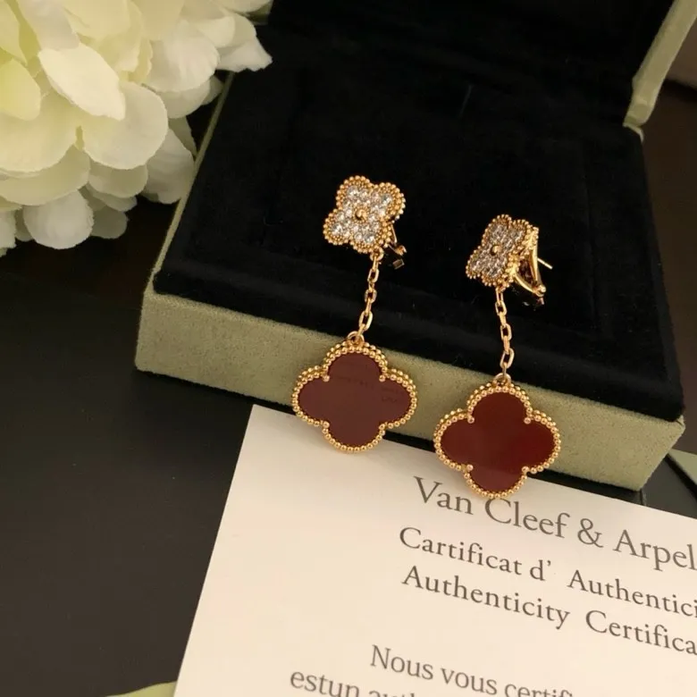VAN new arrival earing
