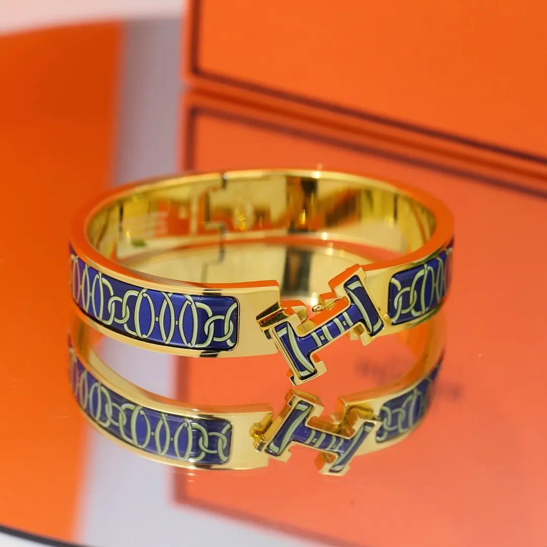 HE bracelet 3