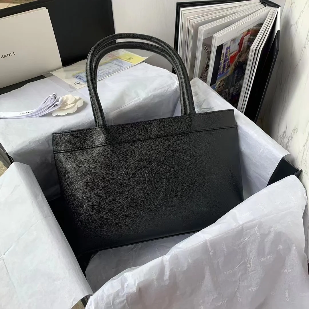 Chanel Vintage CC Open Tote Caviar East West Black For Women, Women’s Bags 14.5in/36.9cm