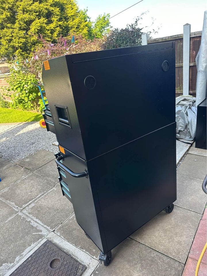 · Halford advance cabins 36 inch  12 drawers slow close new everything working perfect.