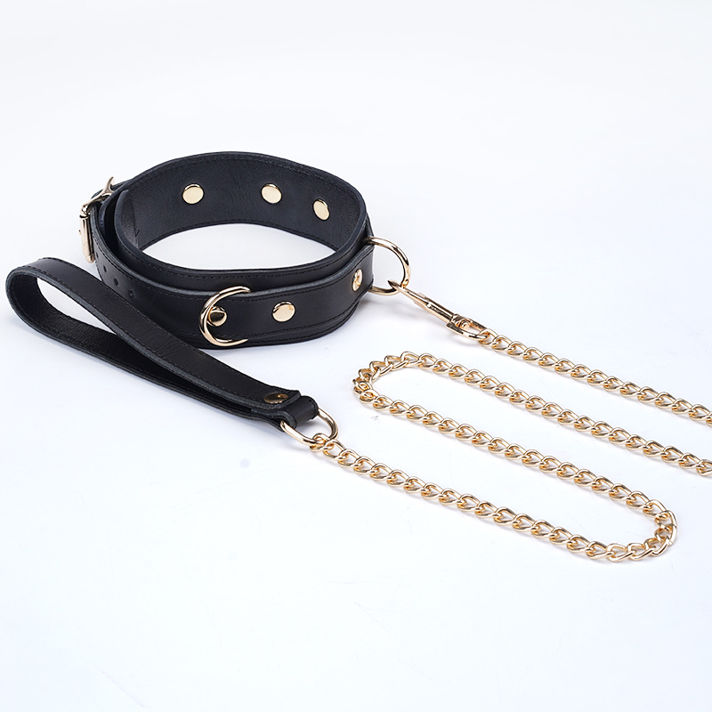 Kinklair _ BeKinky Luxe Leather Collar with Leash