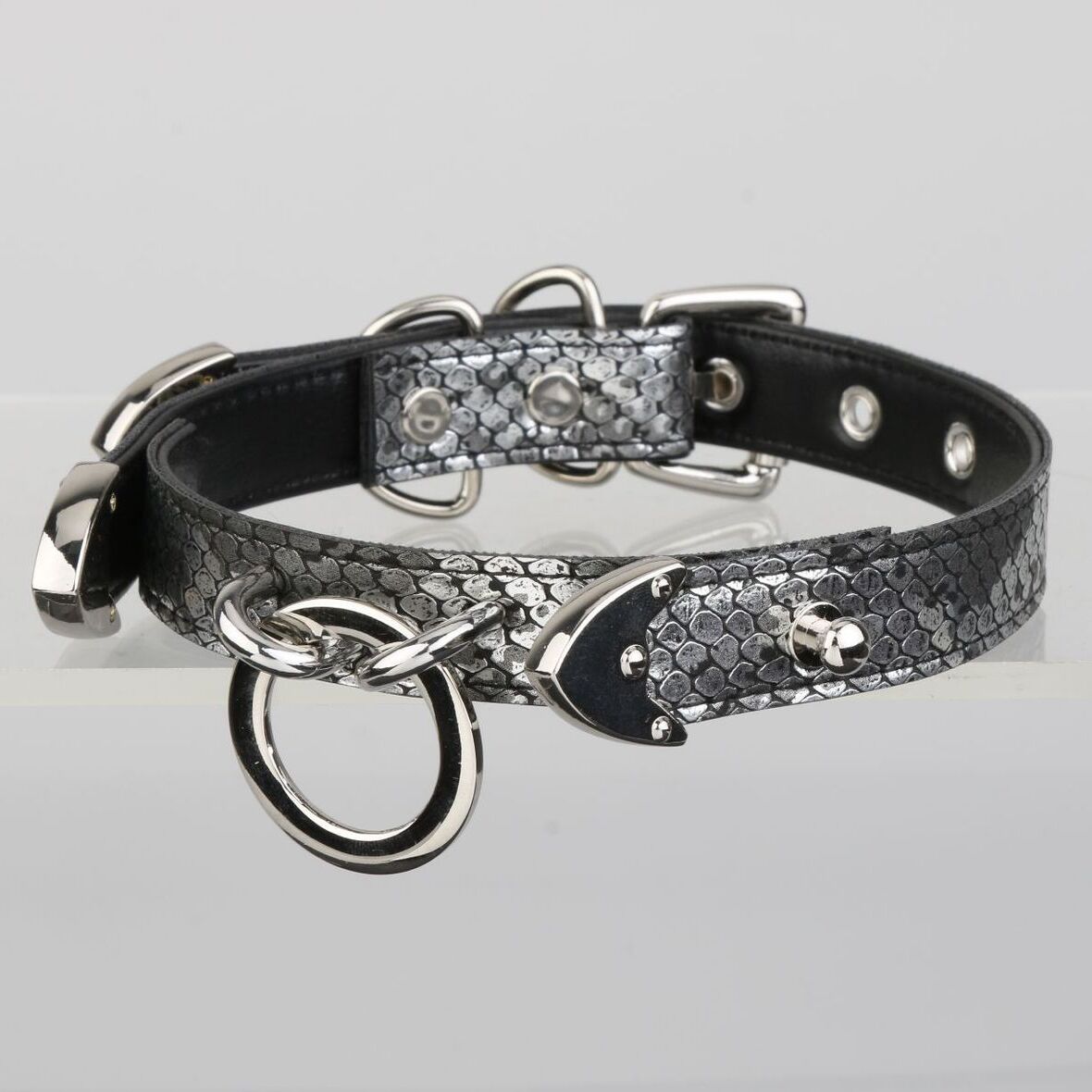 Kinklair Snake-Texture Leather Collar _ Dual Tone BDSM Choker with O-Ring