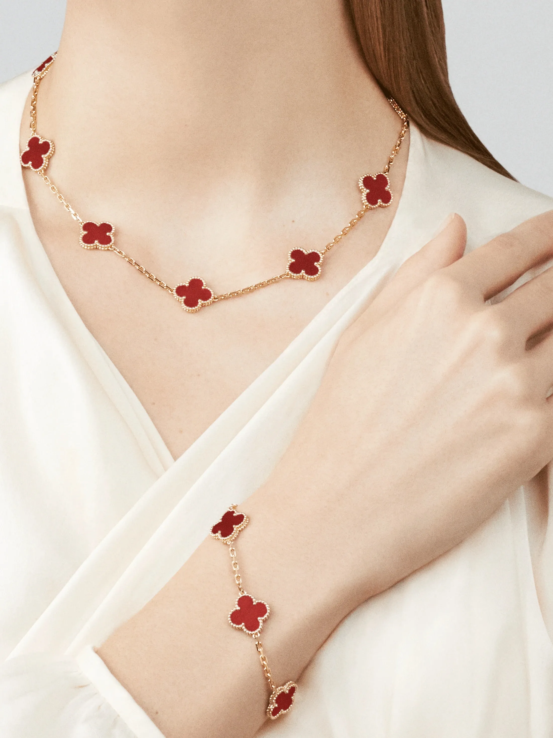 Van Cleef&Arpels Vintage Alhambra necklace