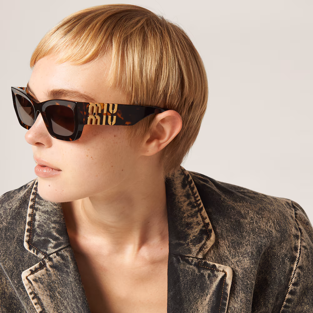 VIRTUAL TRY-ON Miu Glimpse sunglasses