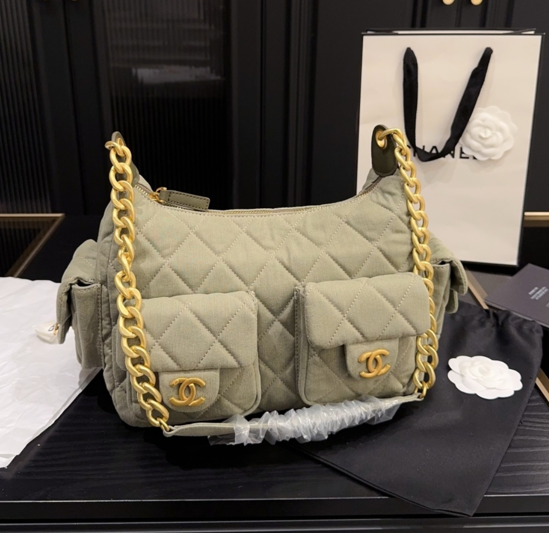 【🔥Special Offers🔥】Chanel Cambon Ligne Small Reporter Bag