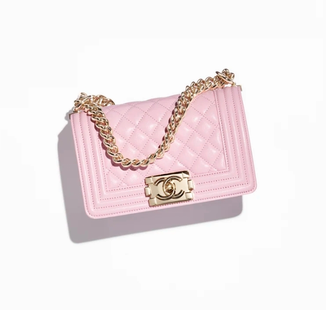 CHANEL Small BOY CHANEL Handbag-Light Pink